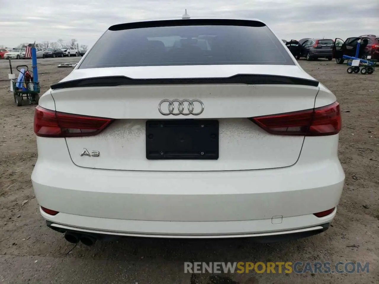6 Photograph of a damaged car WAUAUGFF4H1055714 AUDI A3 2017