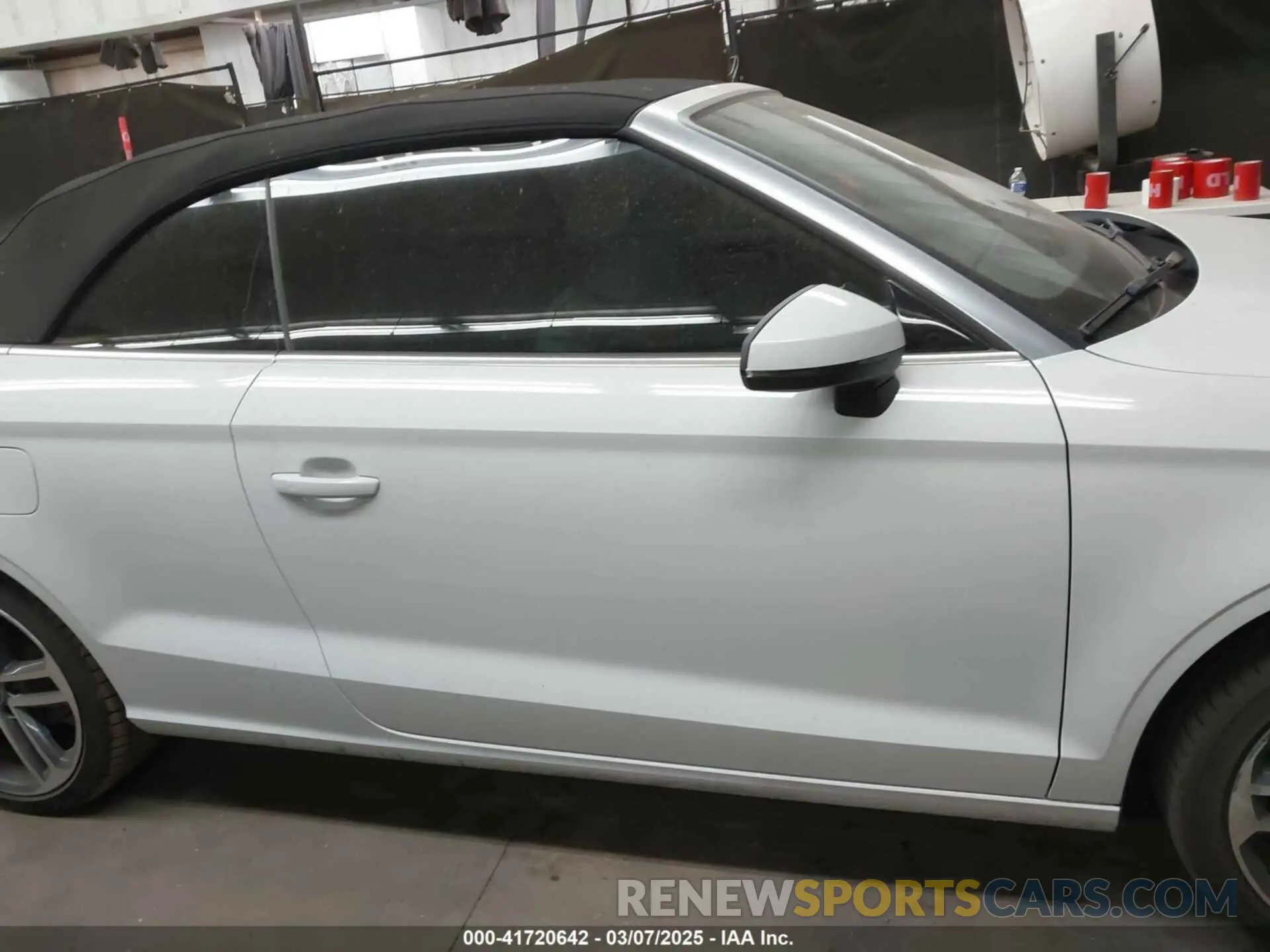 14 Photograph of a damaged car WAU6ULFF8K1029624 AUDI A3 2019