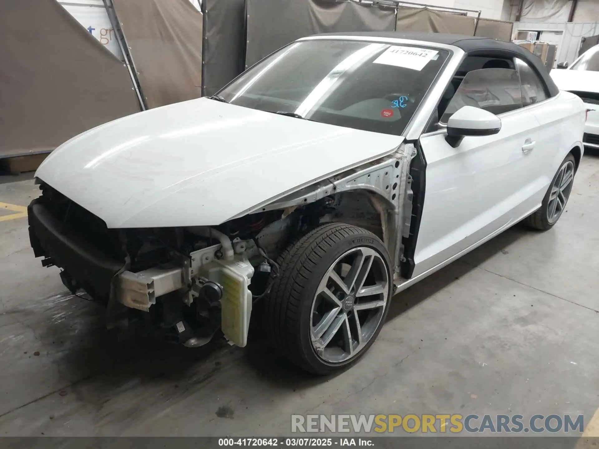 2 Photograph of a damaged car WAU6ULFF8K1029624 AUDI A3 2019