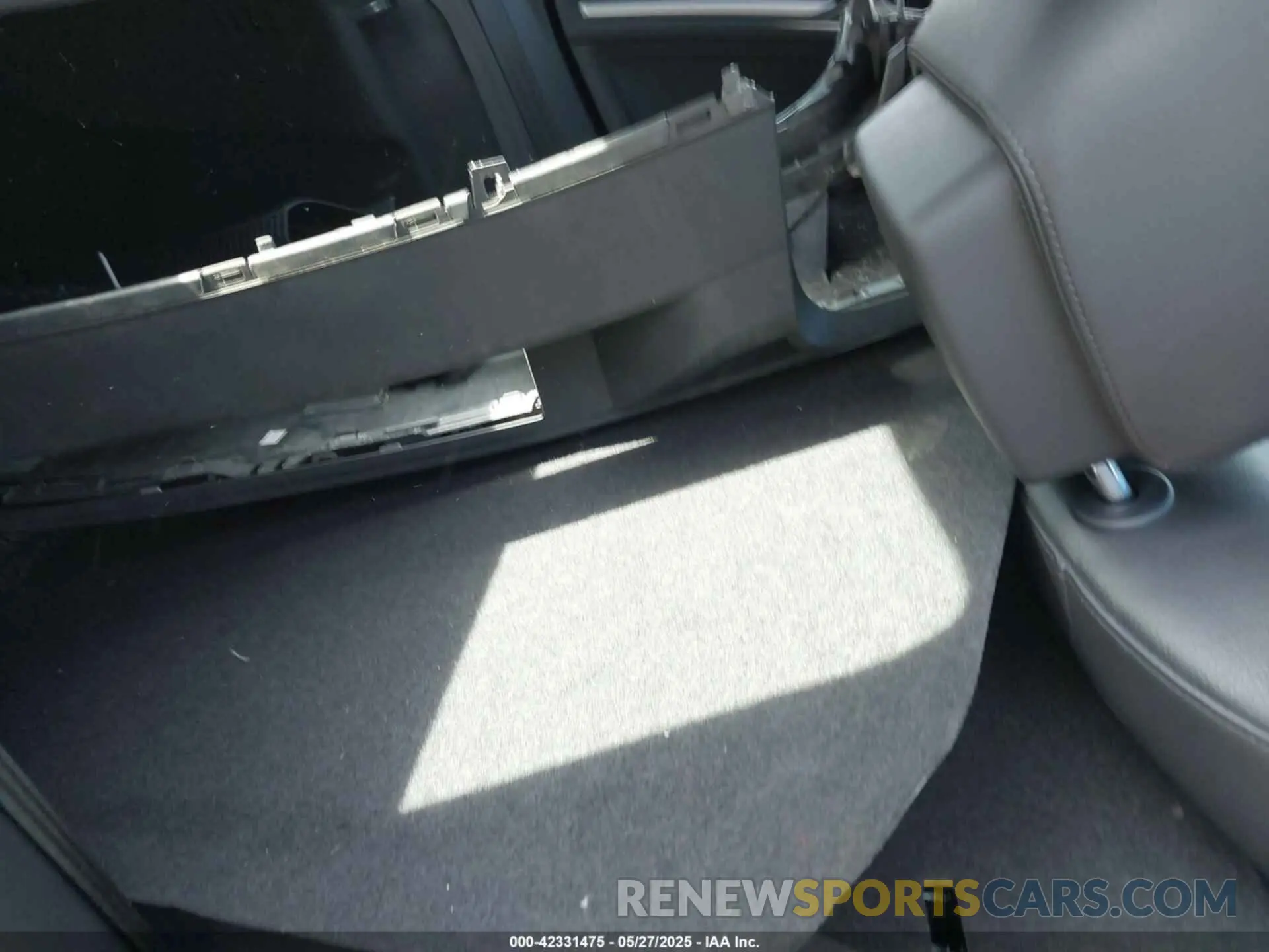 8 Photograph of a damaged car WAUAUGFF2K1011170 AUDI A3 2019