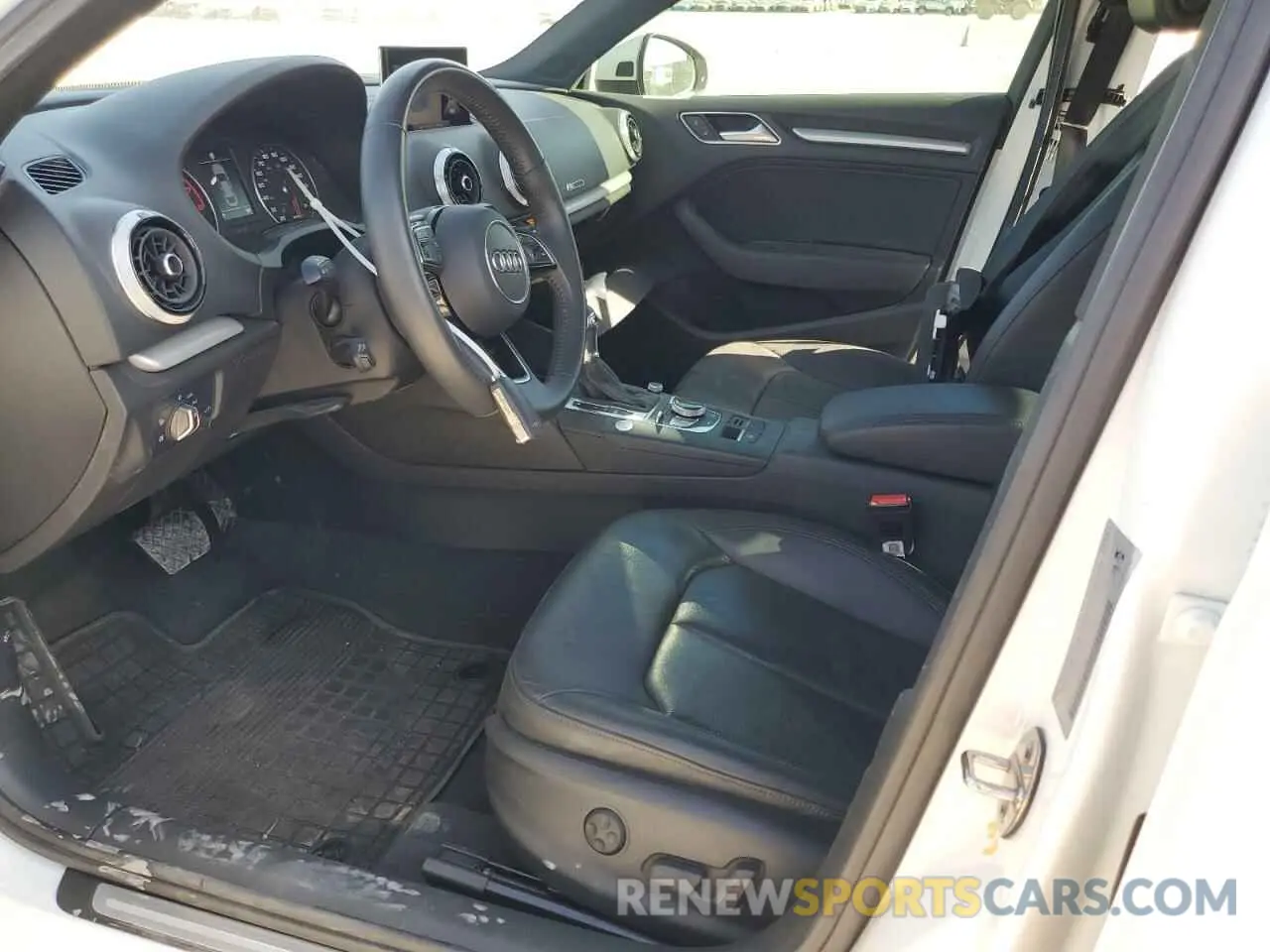 7 Photograph of a damaged car WAUAUGFF3KA118230 AUDI A3 2019