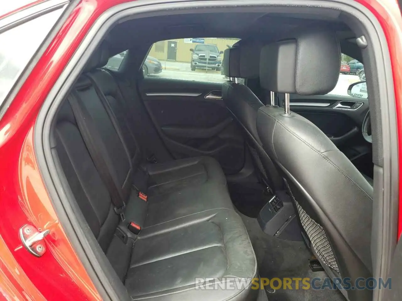 10 Photograph of a damaged car WAUAUGFF5KA089636 AUDI A3 2019