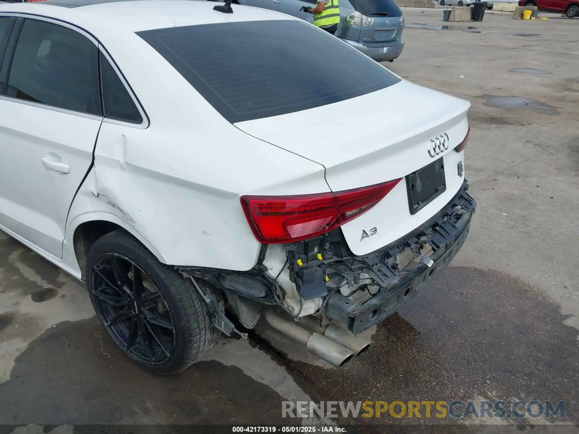 6 Photograph of a damaged car WAUAUGFF6K1011141 AUDI A3 2019
