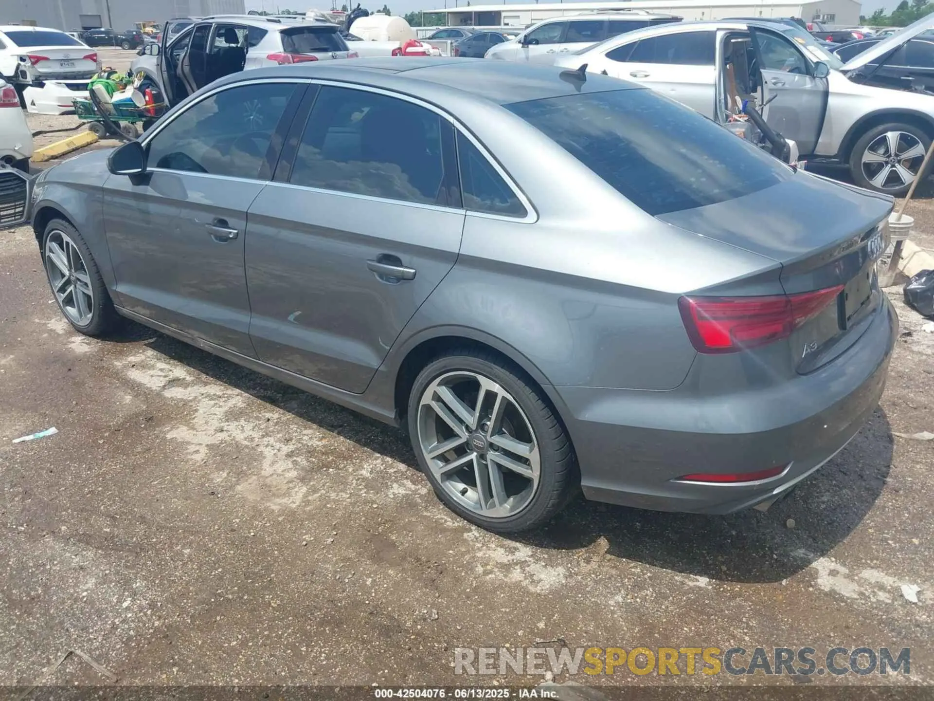 3 Photograph of a damaged car WAUAUGFF8K1025137 AUDI A3 2019
