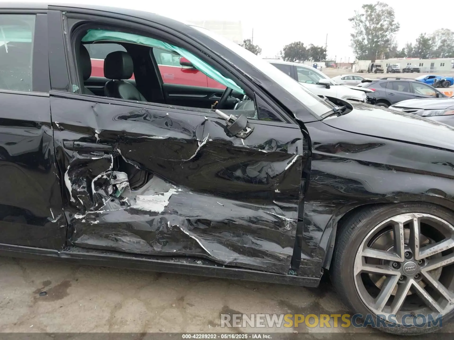 6 Photograph of a damaged car WAUAUGFF8KA093096 AUDI A3 2019