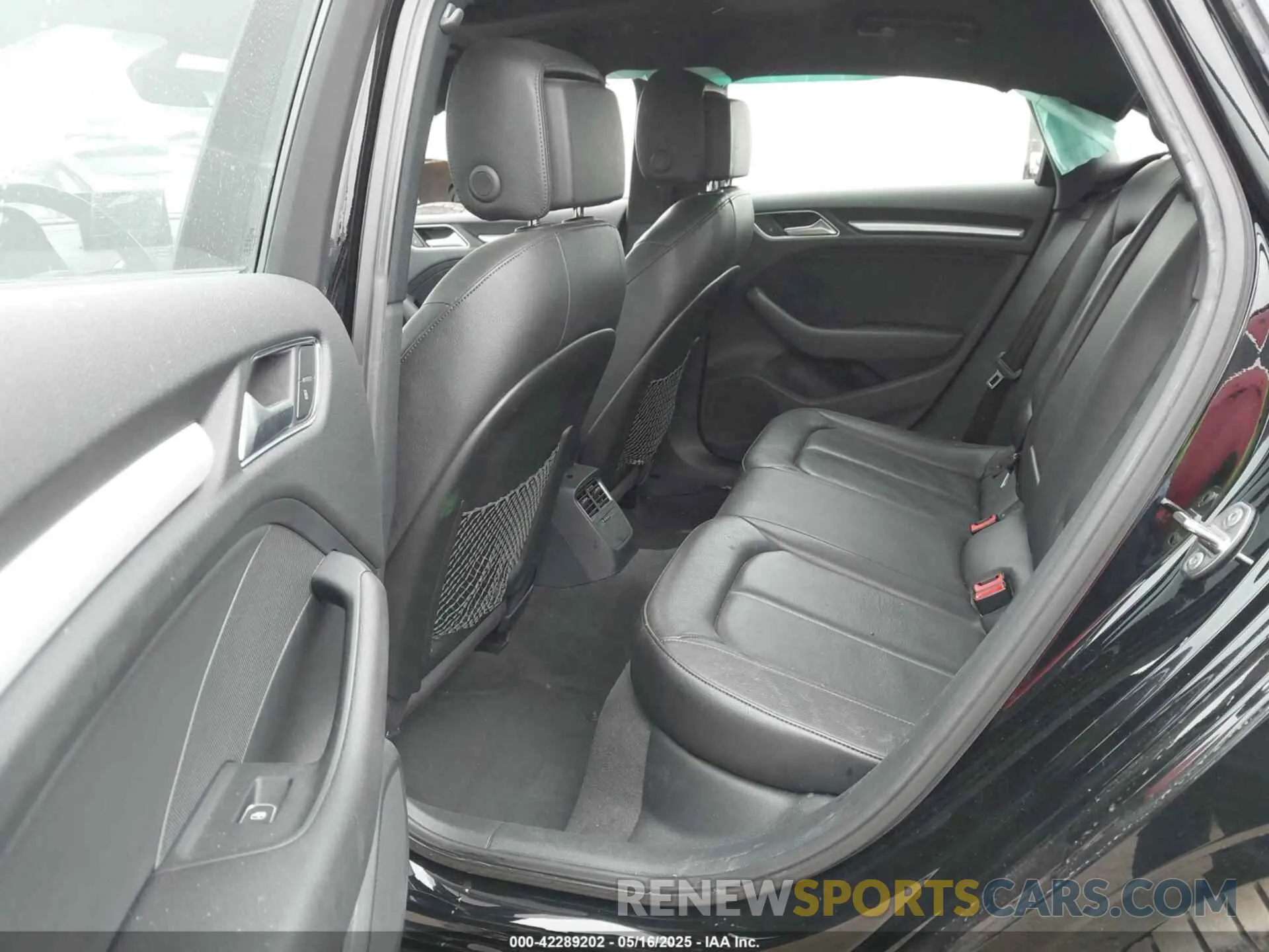 8 Photograph of a damaged car WAUAUGFF8KA093096 AUDI A3 2019