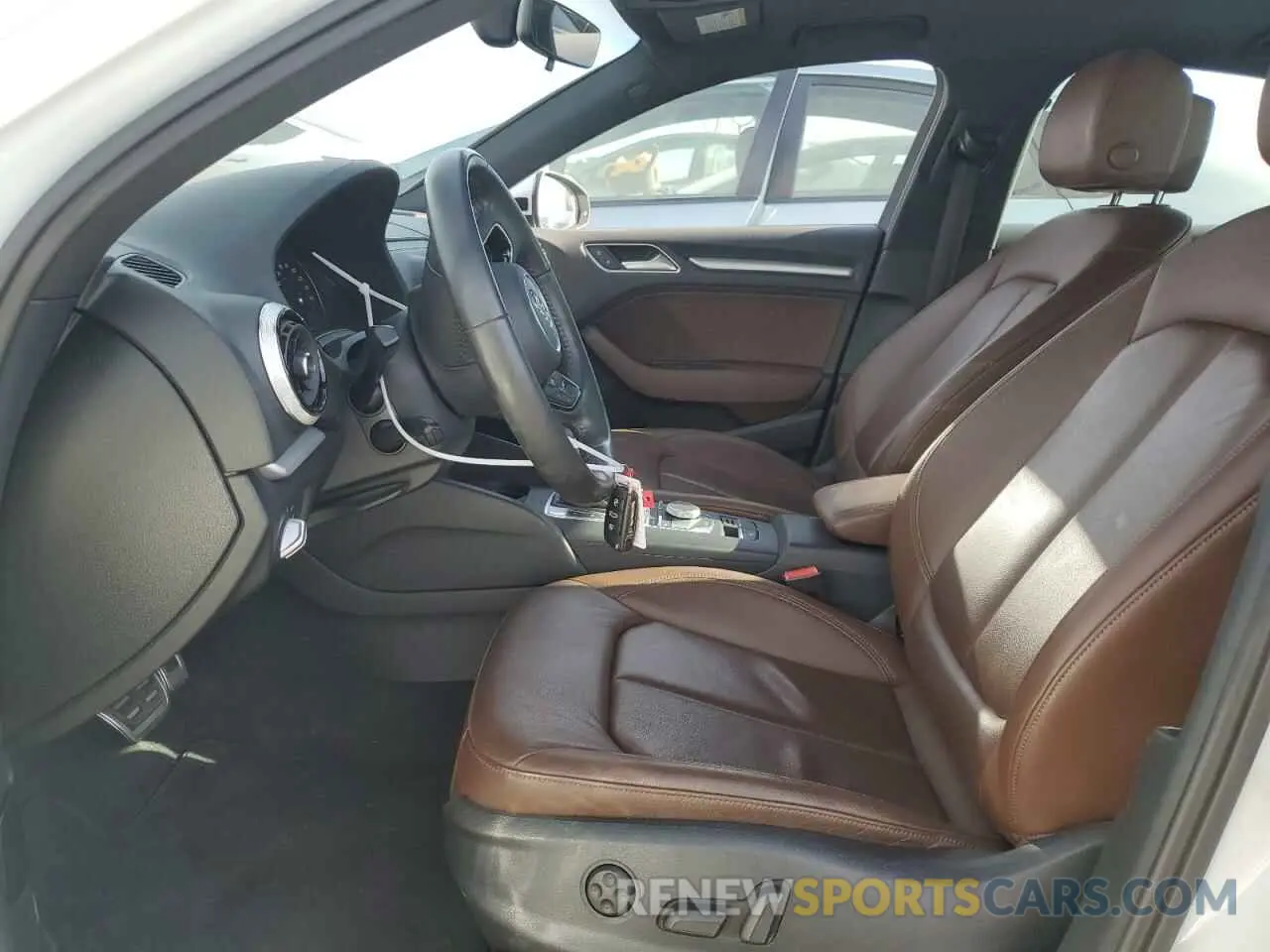 7 Photograph of a damaged car WAUAUGFF9K1011618 AUDI A3 2019