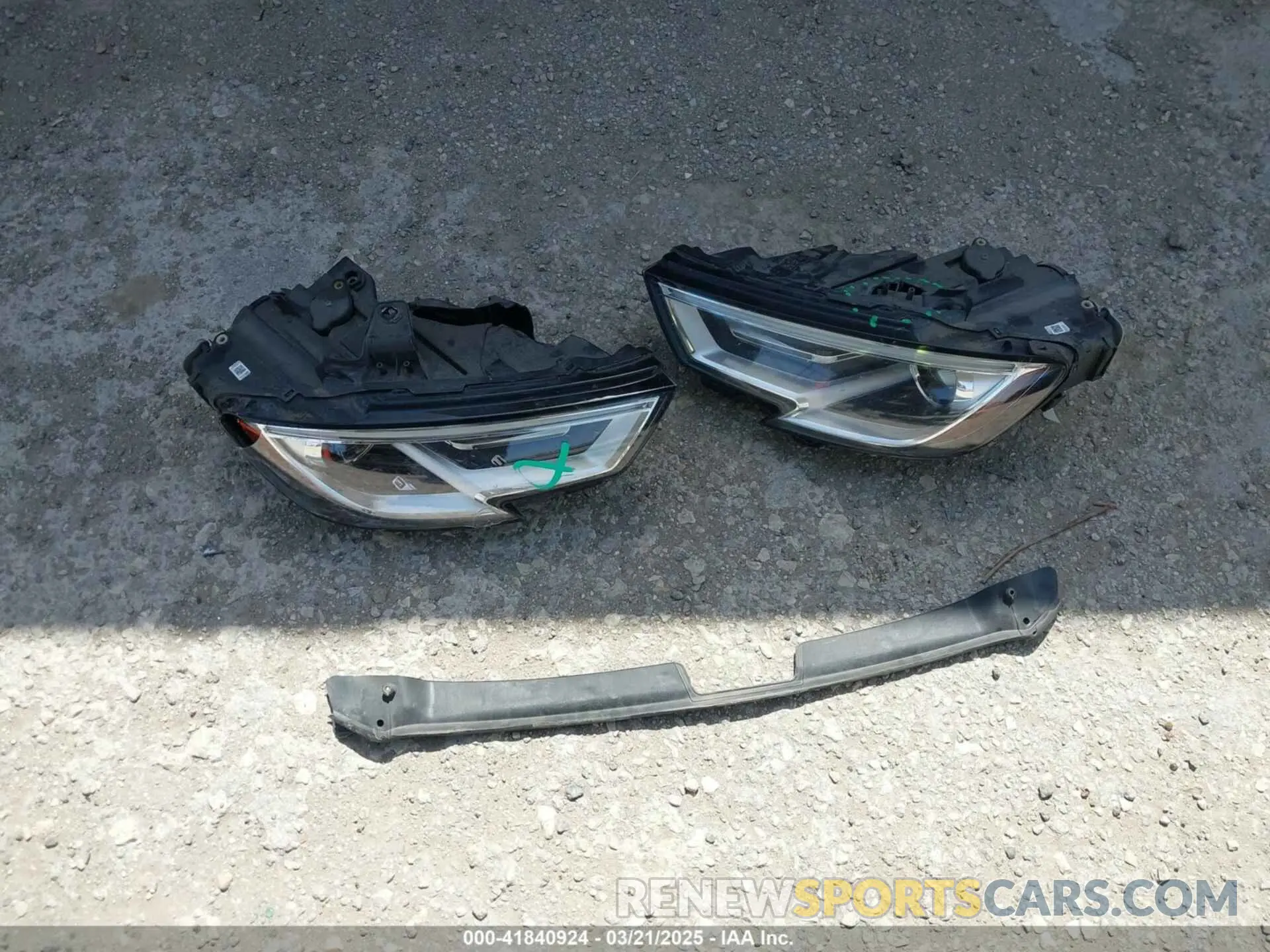 12 Photograph of a damaged car WAUAUGFFXK1024958 AUDI A3 2019