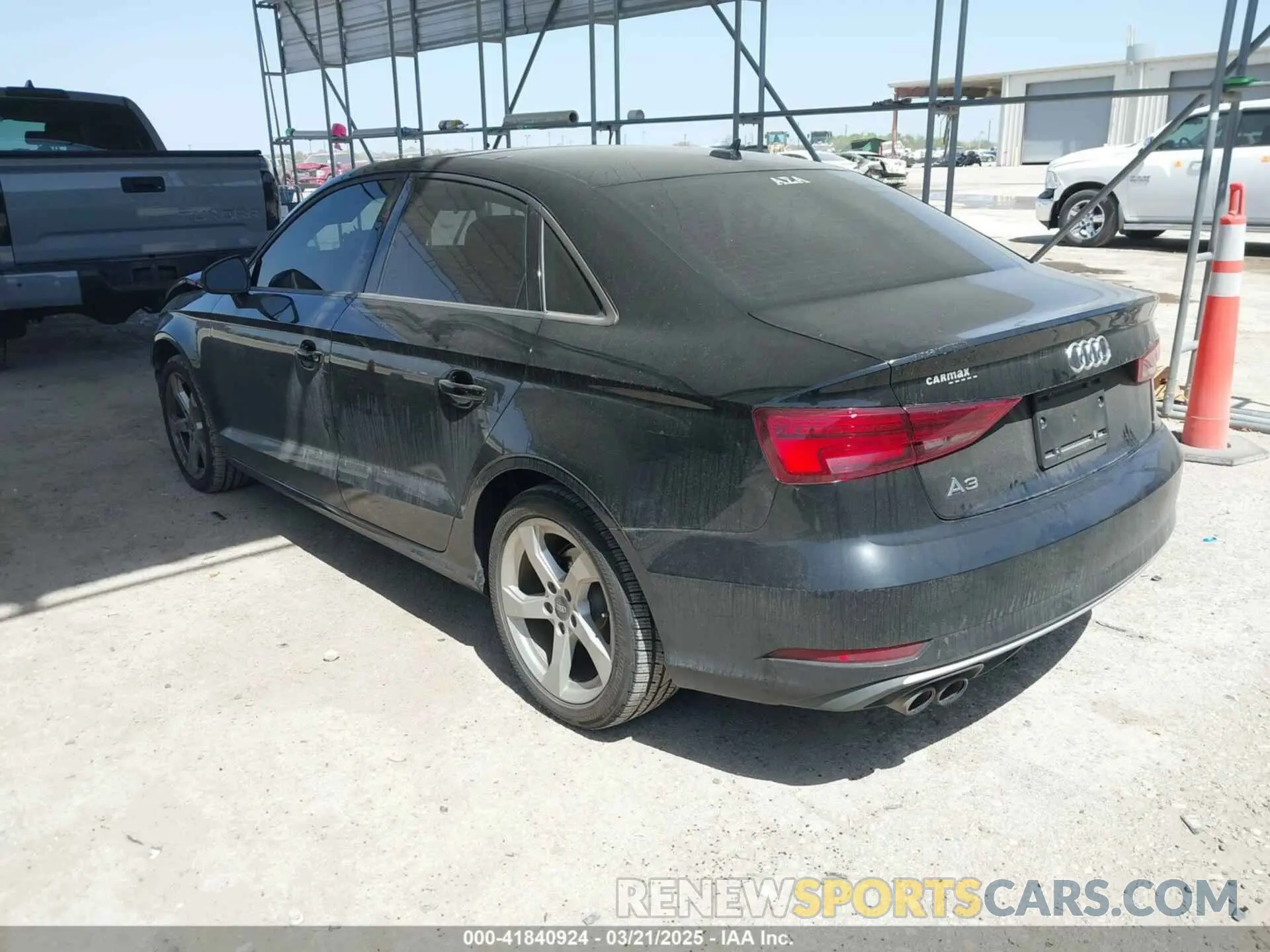 3 Photograph of a damaged car WAUAUGFFXK1024958 AUDI A3 2019