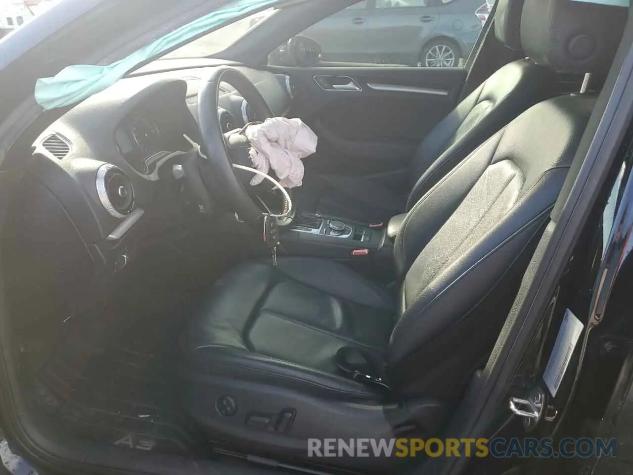 7 Photograph of a damaged car WAUBEGFF3K1018243 AUDI A3 2019