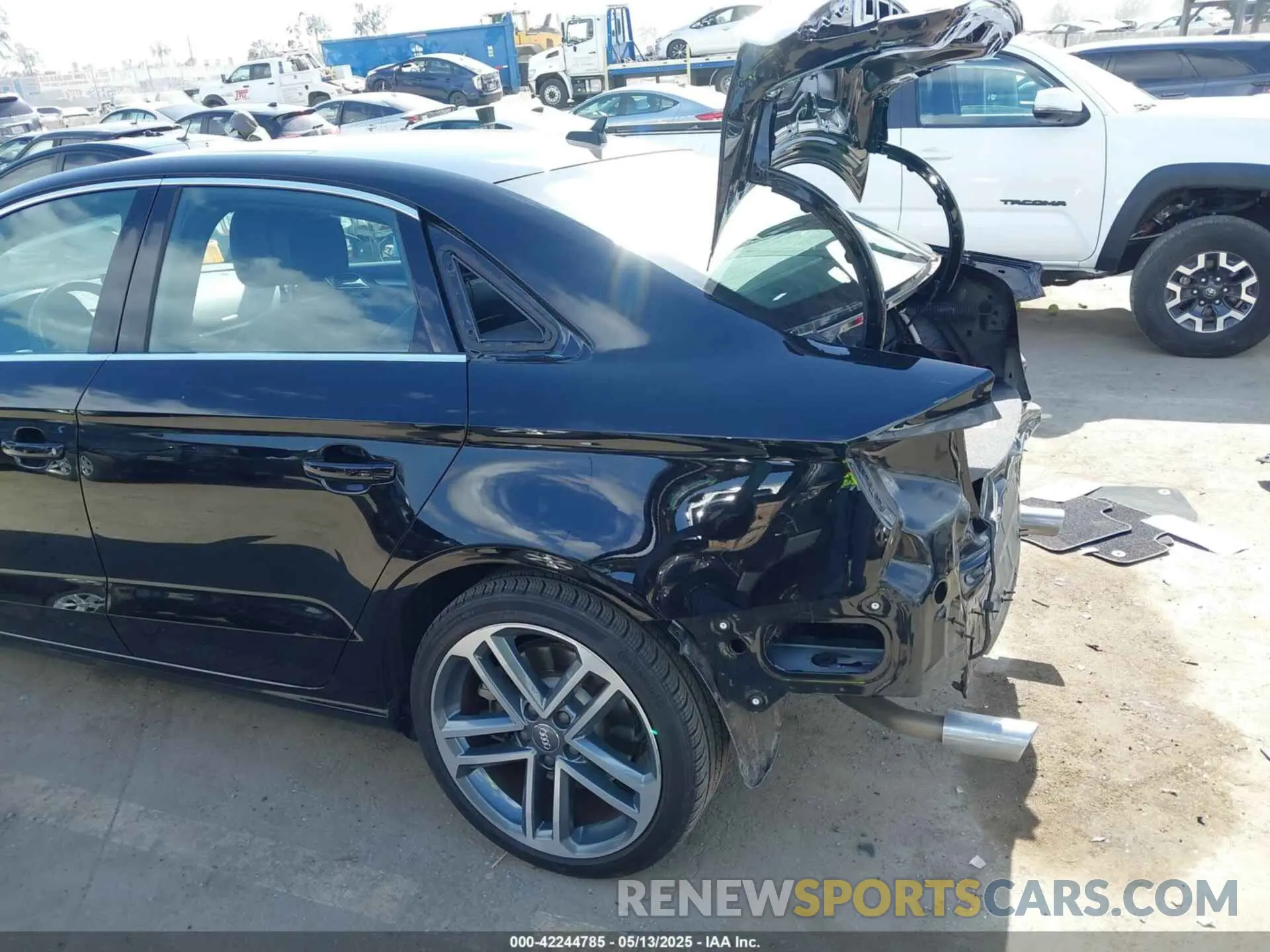 20 Photograph of a damaged car WAUBEGFF5KA091324 AUDI A3 2019