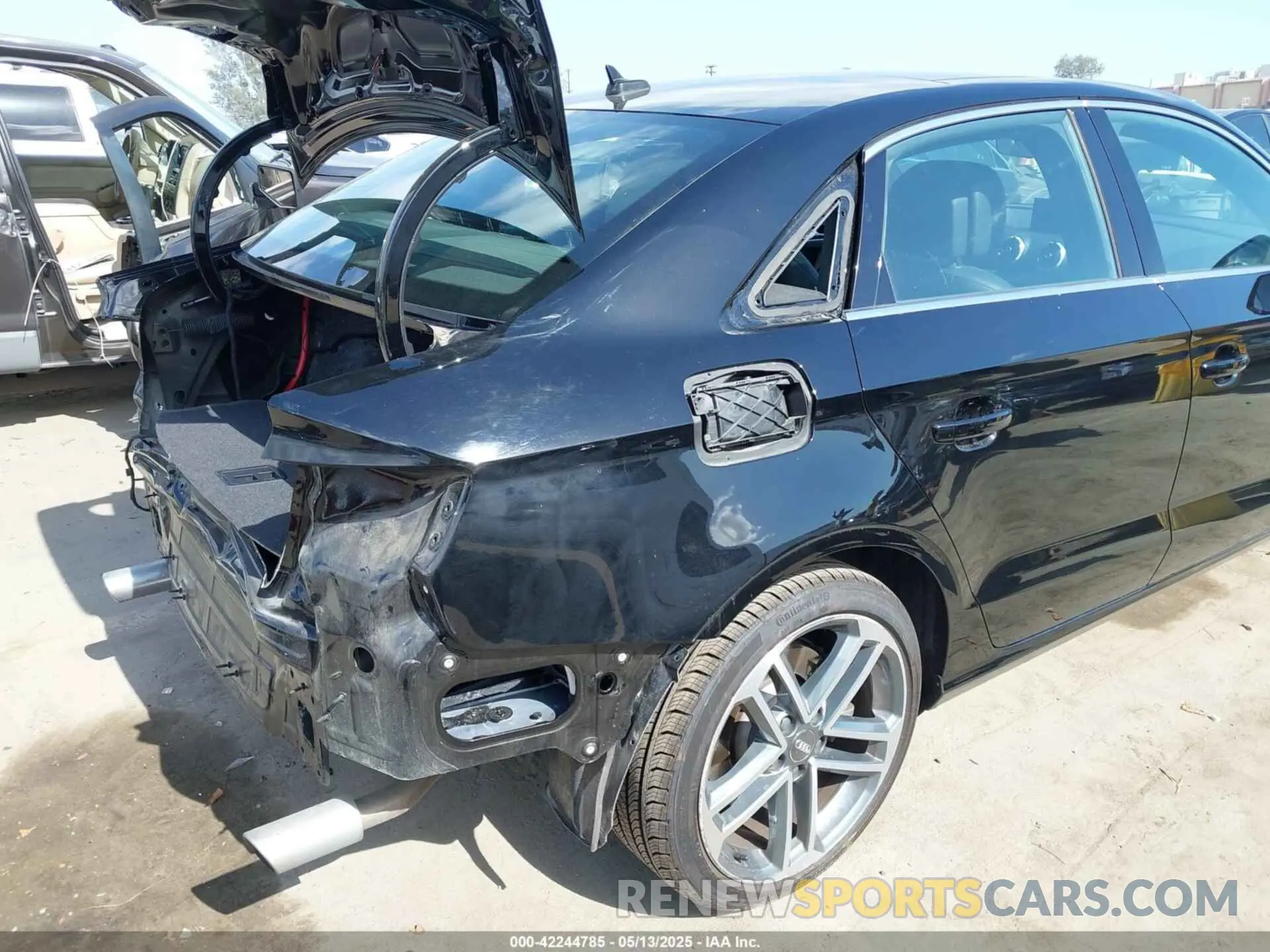 21 Photograph of a damaged car WAUBEGFF5KA091324 AUDI A3 2019