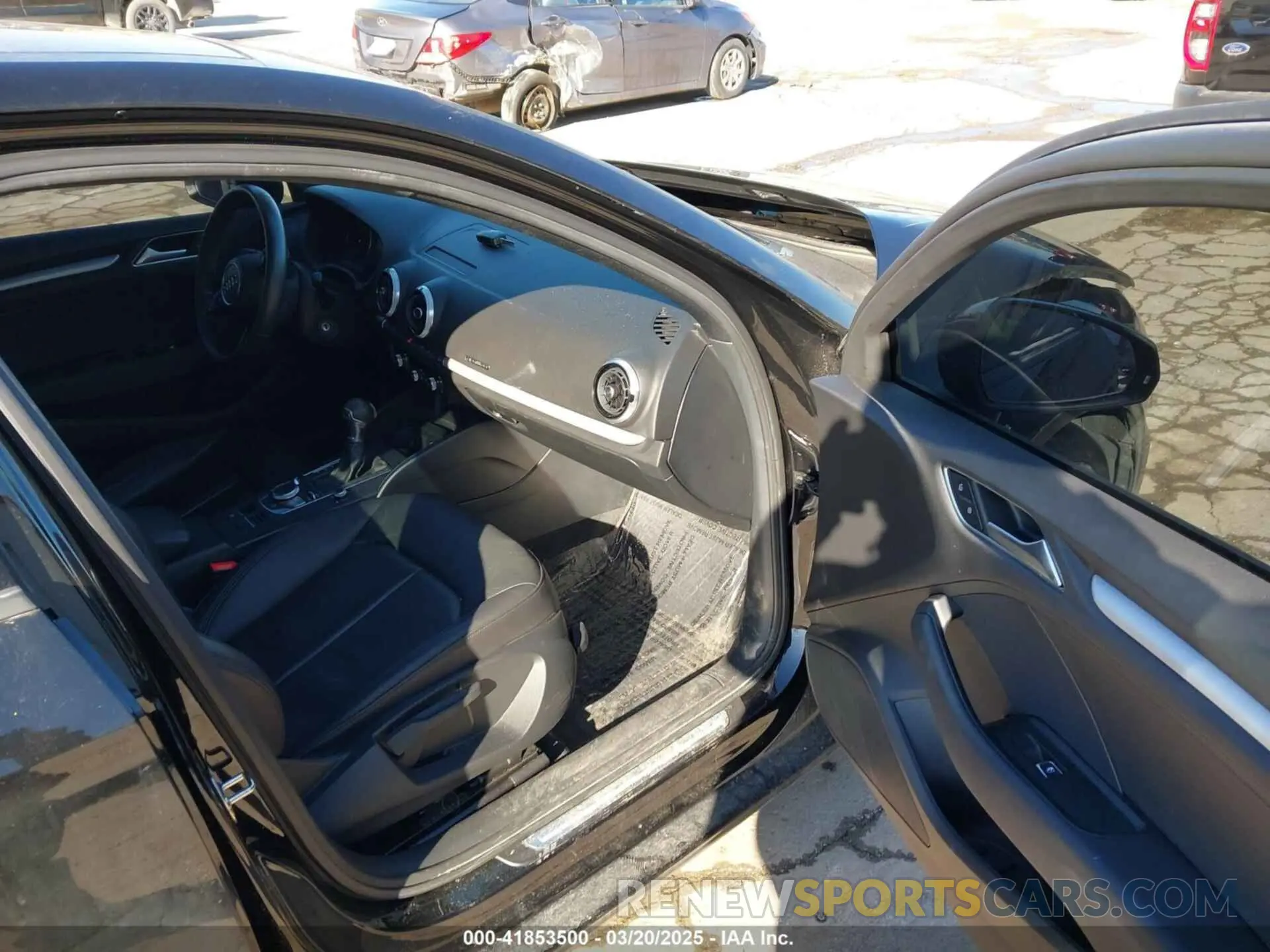 5 Photograph of a damaged car WAUBEGFF6K1017930 AUDI A3 2019