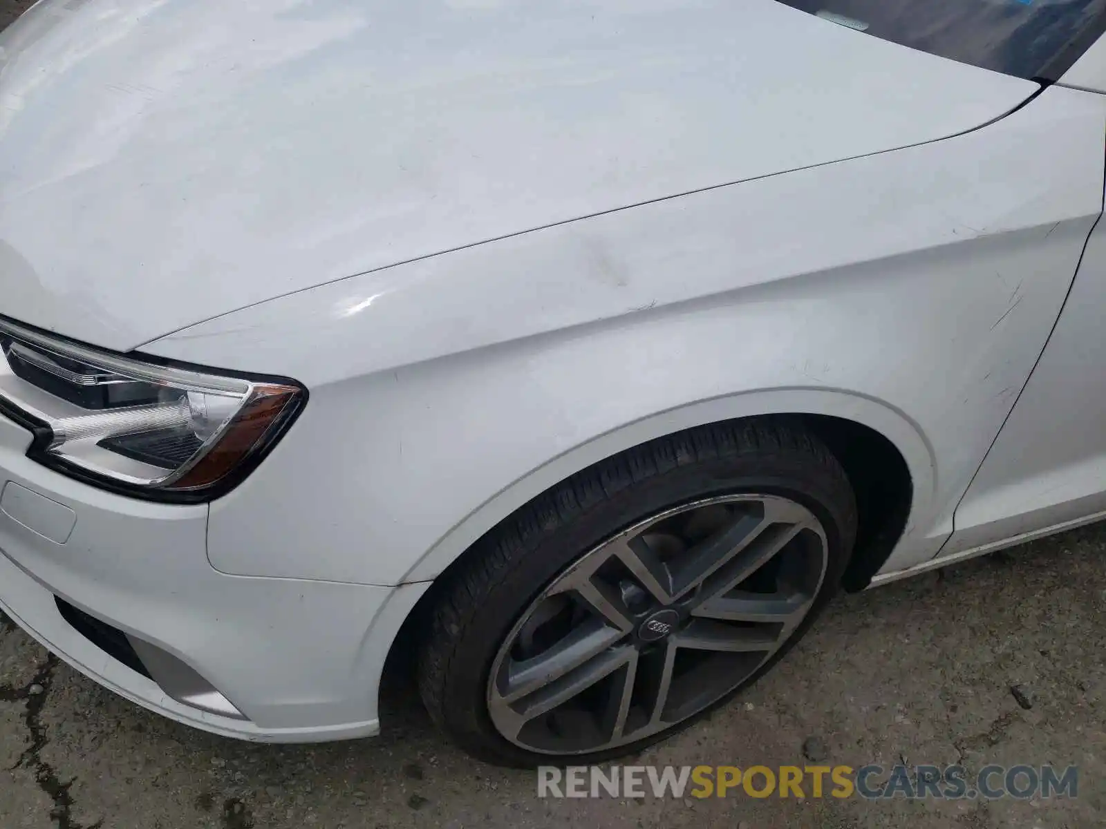 9 Photograph of a damaged car WAUBEGFF6K1020407 AUDI A3 2019