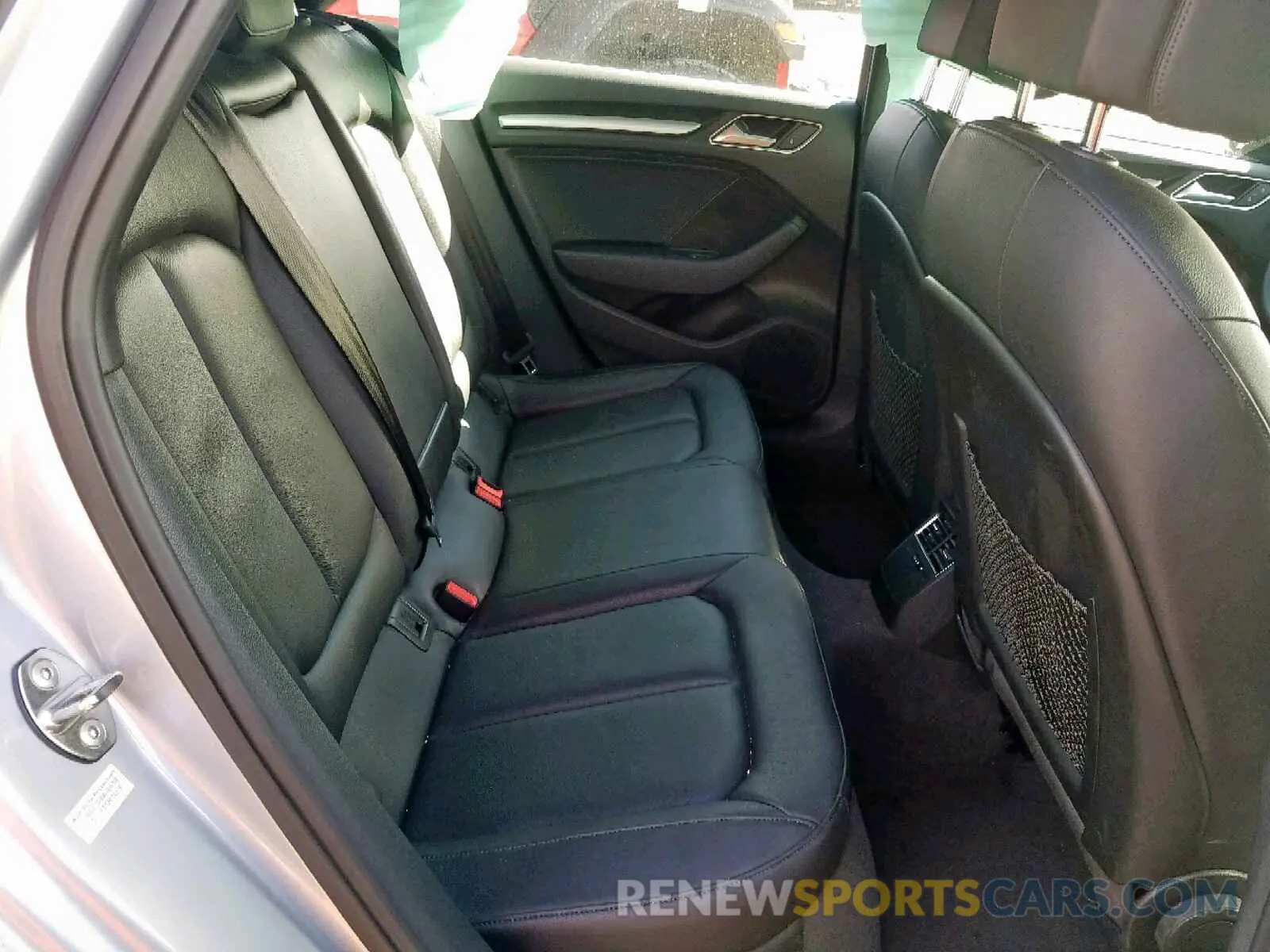 6 Photograph of a damaged car WAUBEGFF7K1018052 AUDI A3 2019
