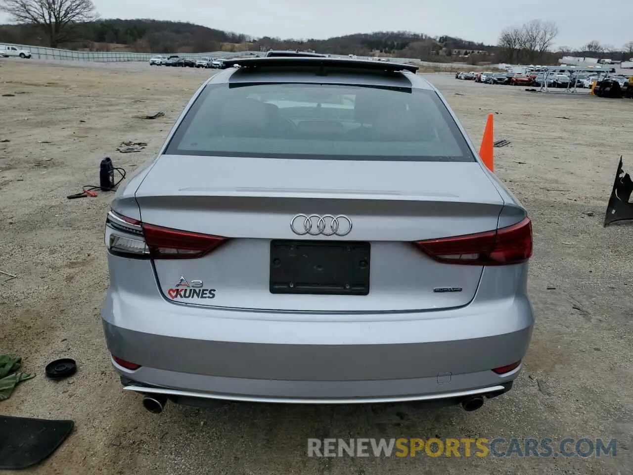 6 Photograph of a damaged car WAUBEGFF8K1018061 AUDI A3 2019