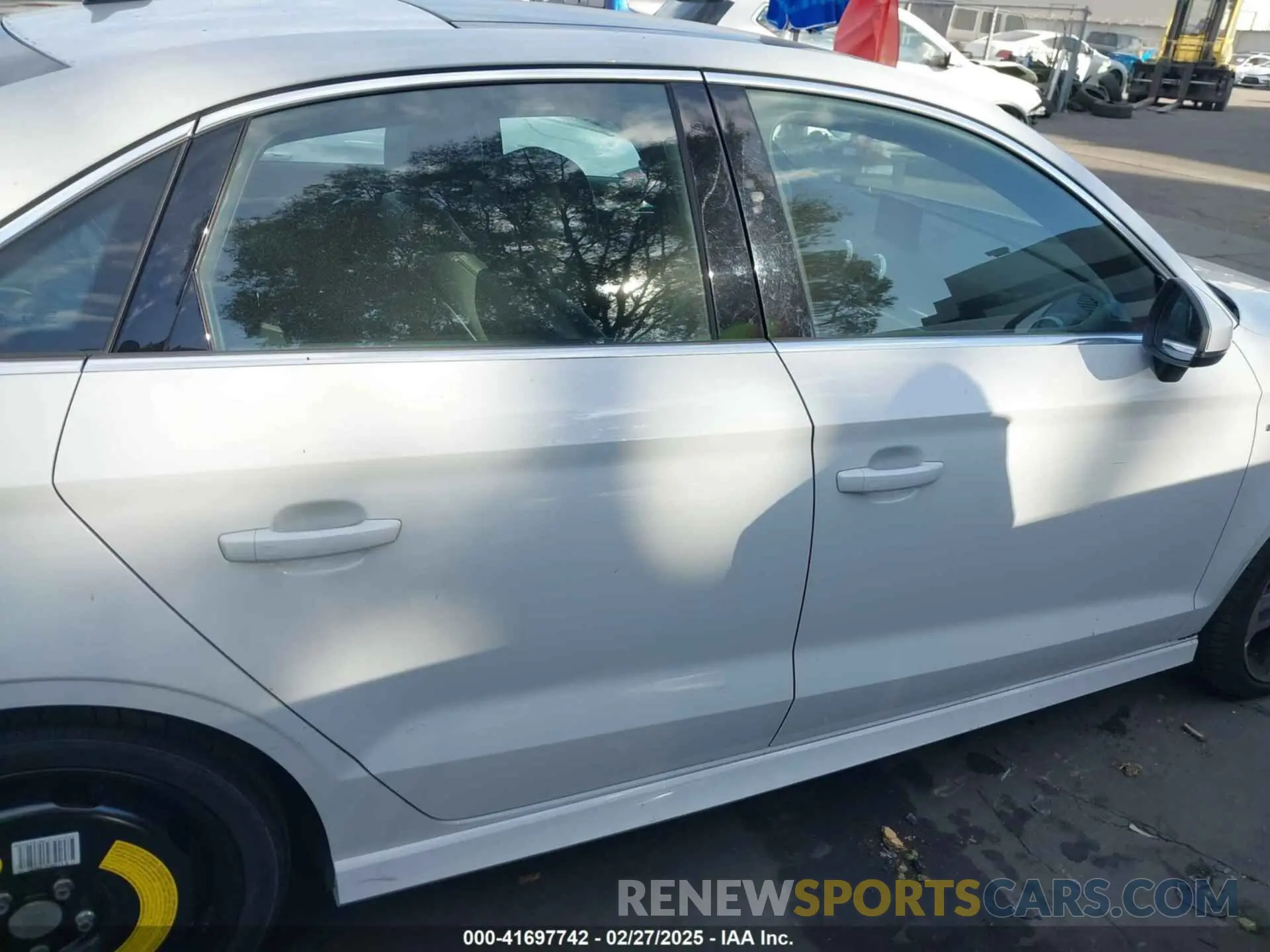 14 Photograph of a damaged car WAUGUGFF1KA087909 AUDI A3 2019