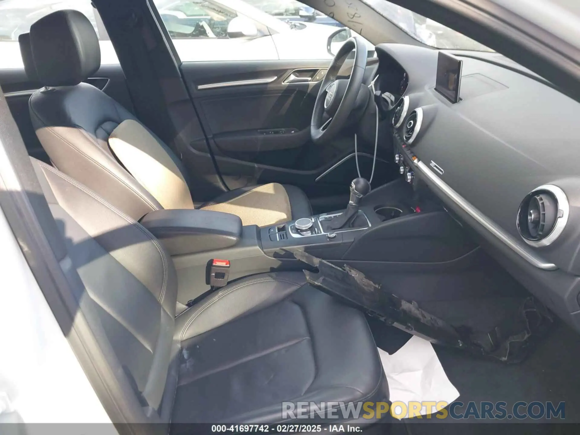 5 Photograph of a damaged car WAUGUGFF1KA087909 AUDI A3 2019