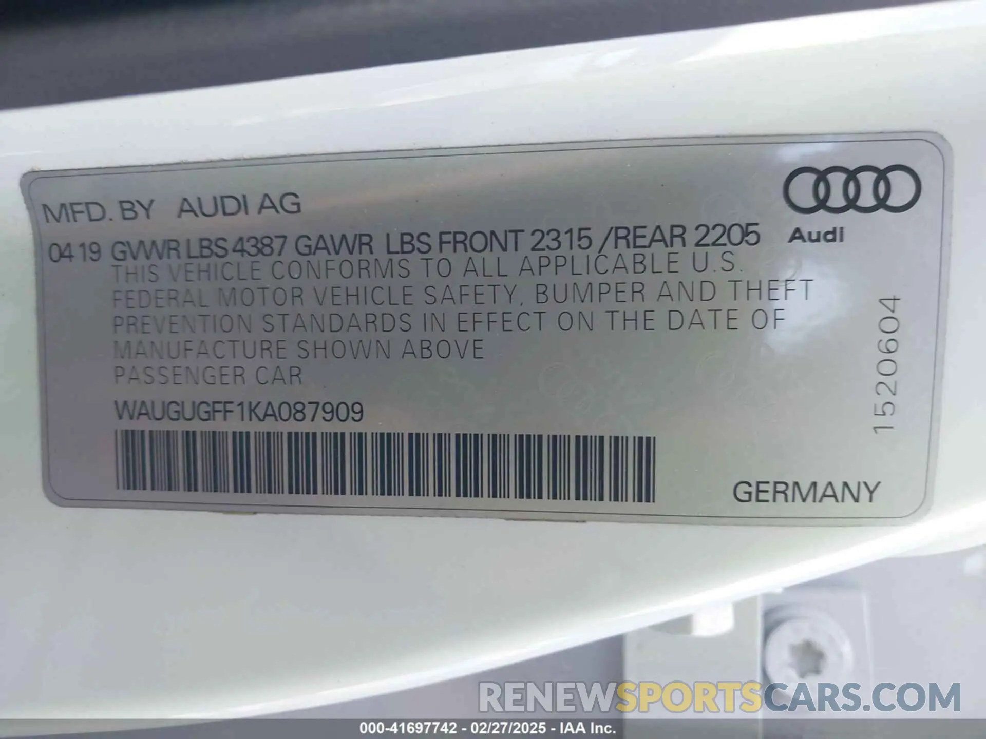 9 Photograph of a damaged car WAUGUGFF1KA087909 AUDI A3 2019