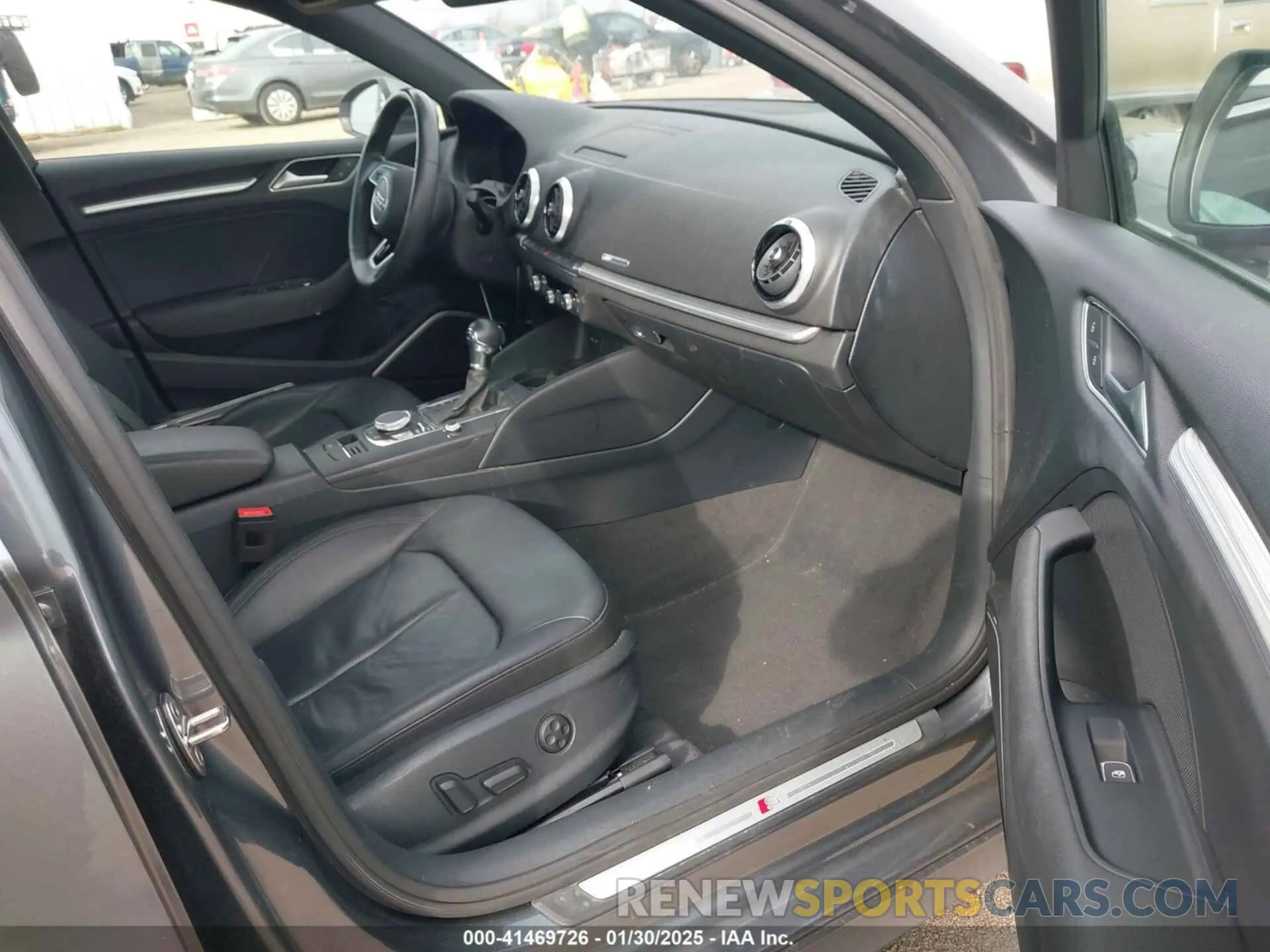 5 Photograph of a damaged car WAUGUGFF4KA083871 AUDI A3 2019