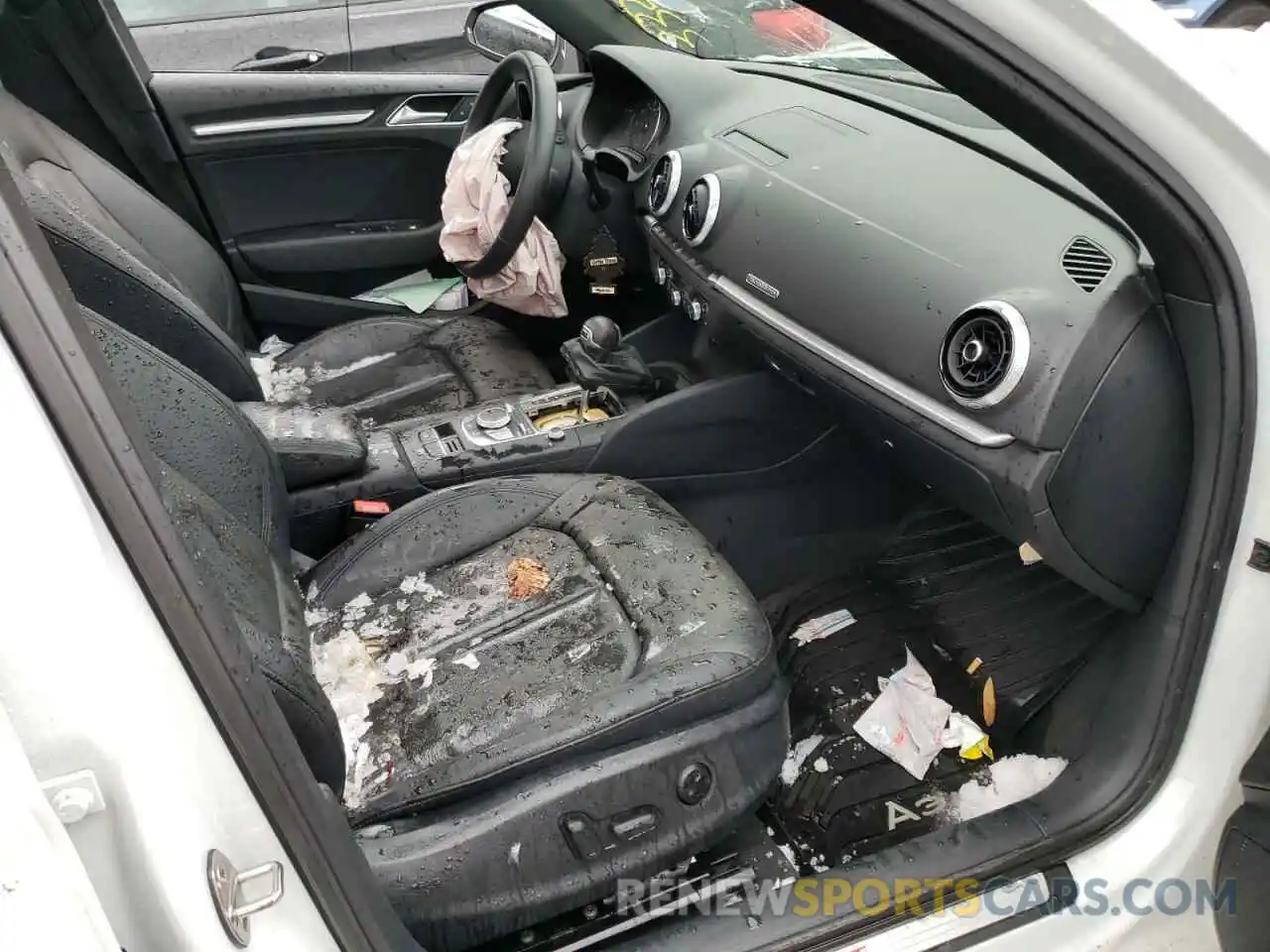 5 Photograph of a damaged car WAUJEGFF0KA109255 AUDI A3 2019