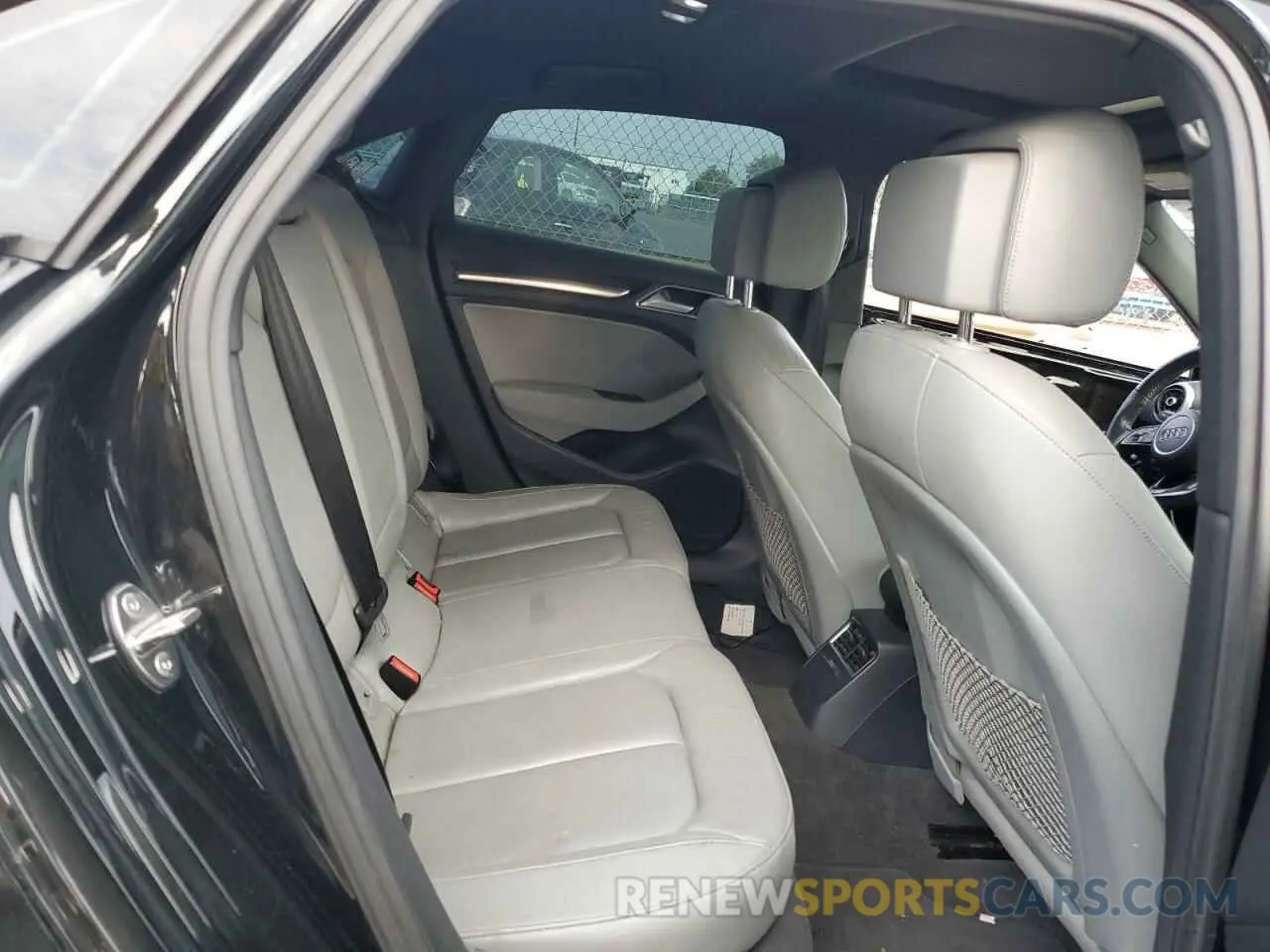 10 Photograph of a damaged car WAUJEGFF2KA117910 AUDI A3 2019