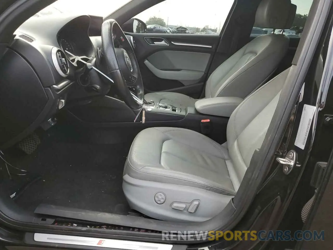 7 Photograph of a damaged car WAUJEGFF2KA117910 AUDI A3 2019