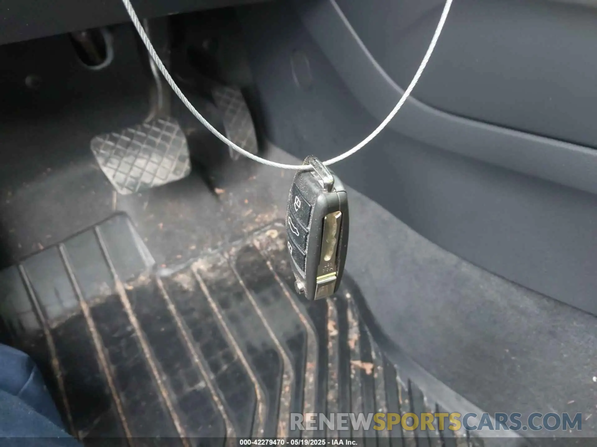 11 Photograph of a damaged car WAUJEGFF6K1017339 AUDI A3 2019
