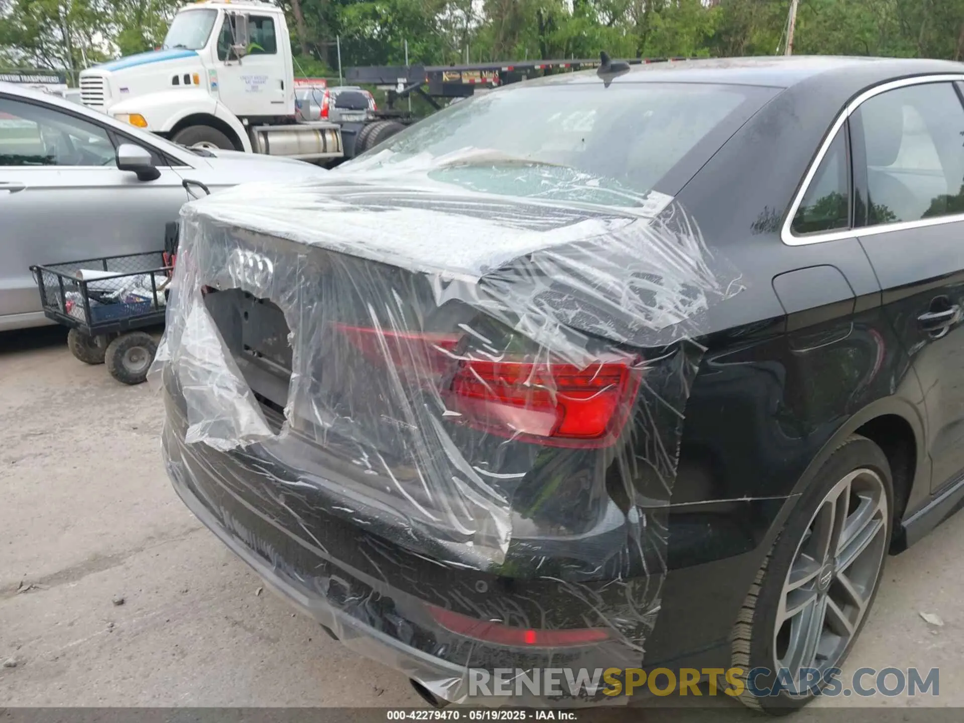 12 Photograph of a damaged car WAUJEGFF6K1017339 AUDI A3 2019