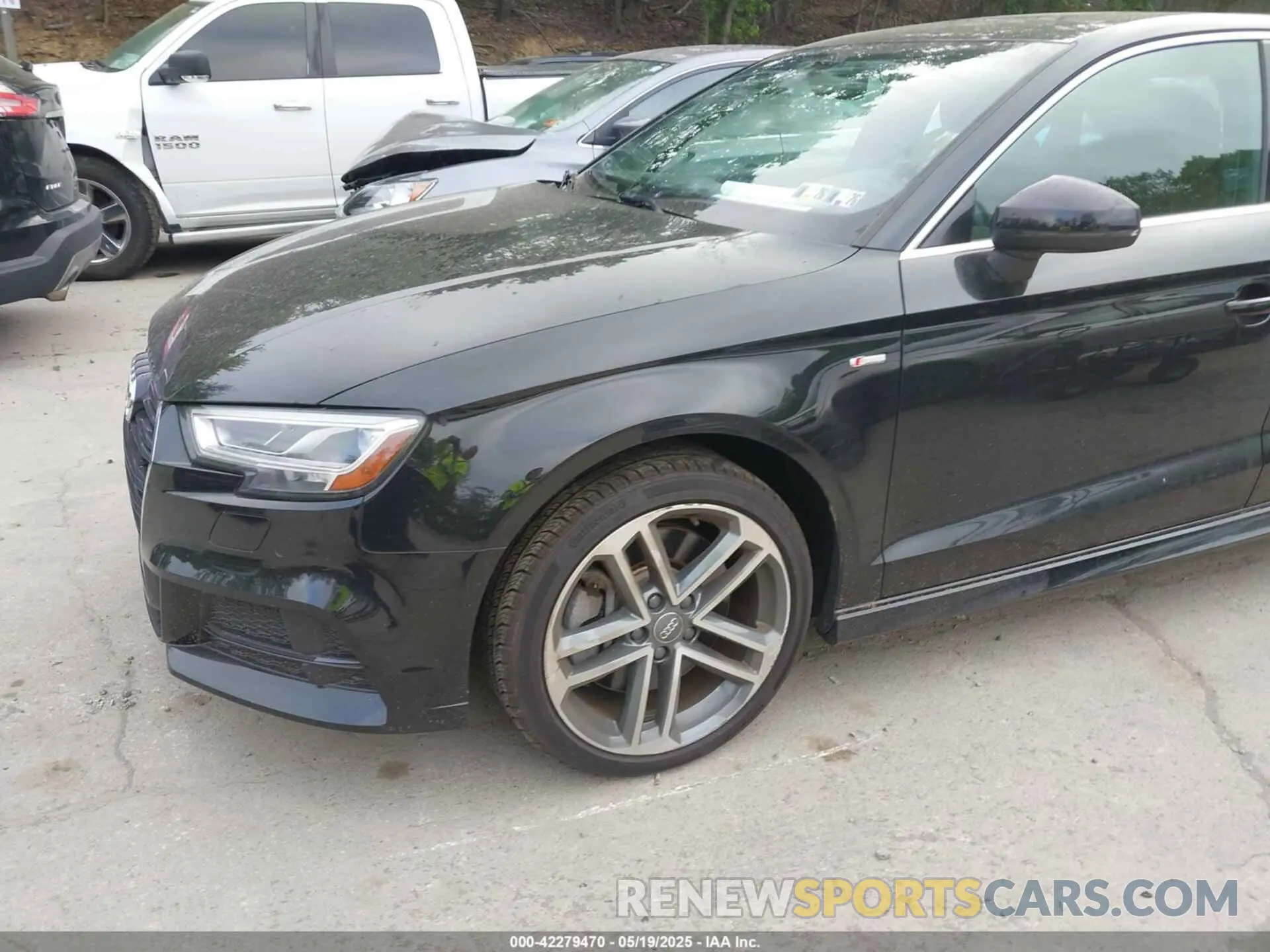 21 Photograph of a damaged car WAUJEGFF6K1017339 AUDI A3 2019