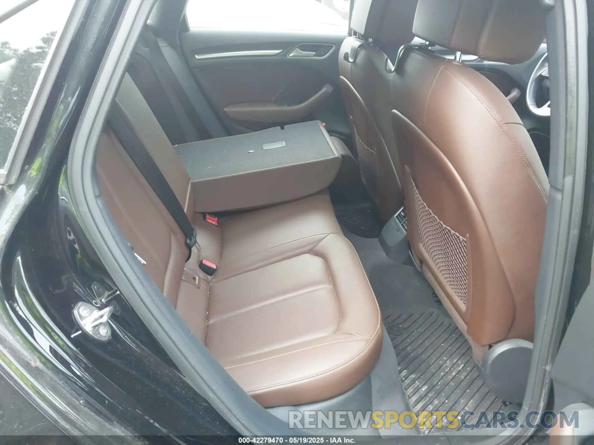 8 Photograph of a damaged car WAUJEGFF6K1017339 AUDI A3 2019