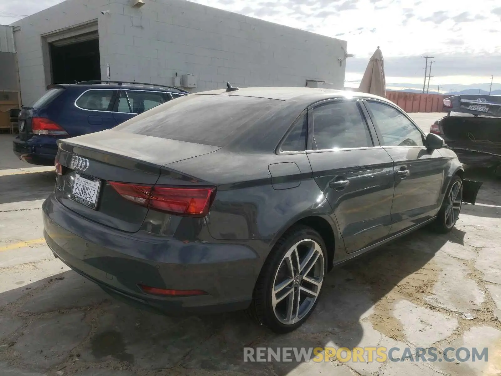 4 Photograph of a damaged car WAUAUGFF1LA039995 AUDI A3 2020