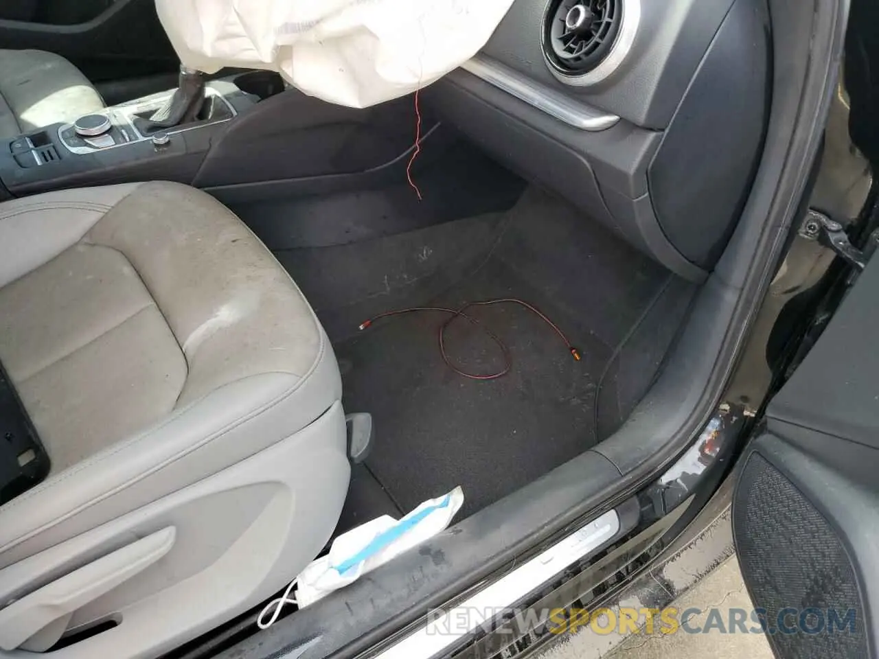 9 Photograph of a damaged car WAUAUGFF3LA019778 AUDI A3 2020