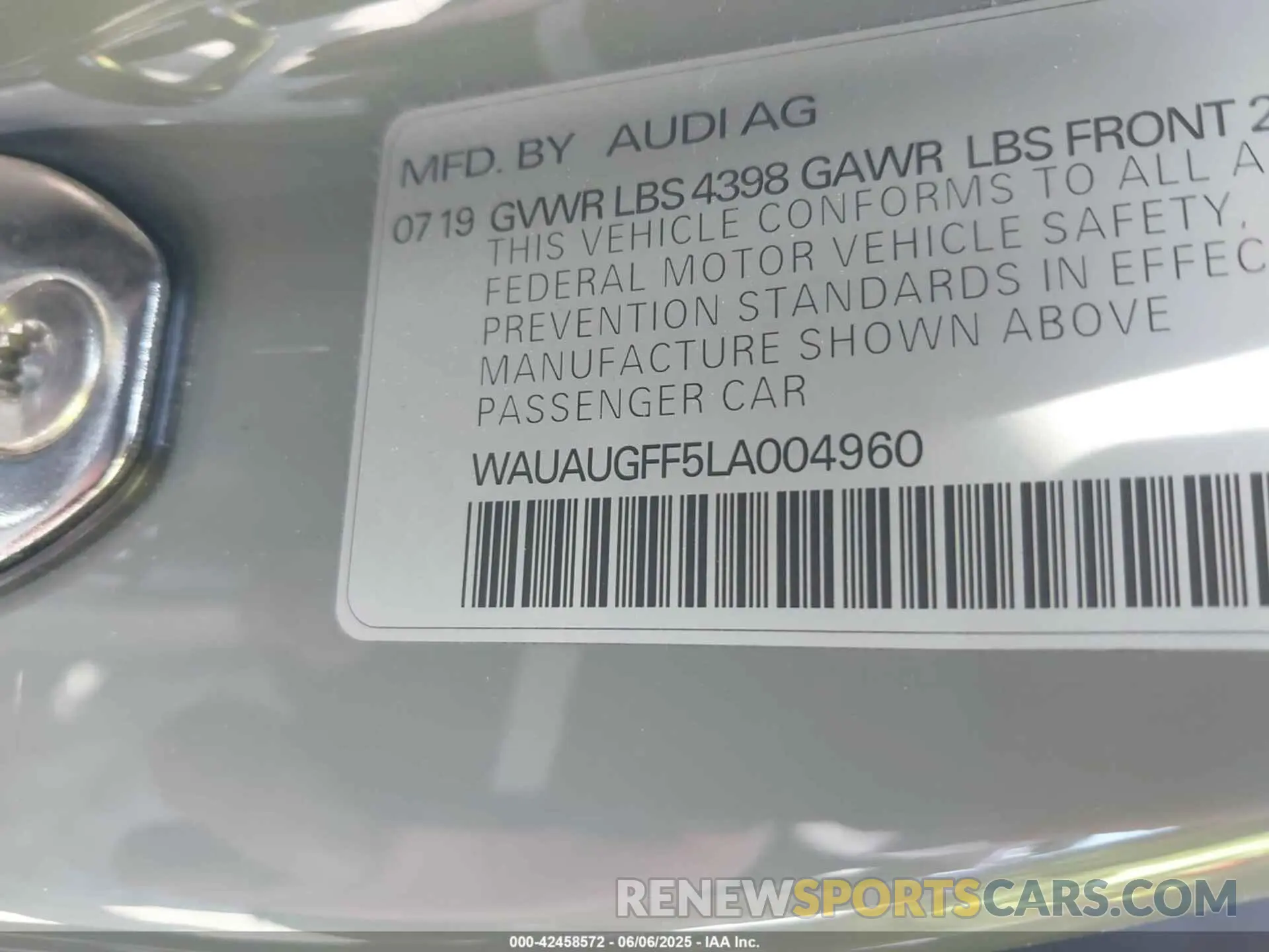 9 Photograph of a damaged car WAUAUGFF5LA004960 AUDI A3 2020