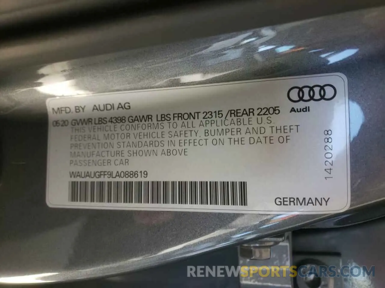 10 Photograph of a damaged car WAUAUGFF9LA088619 AUDI A3 2020