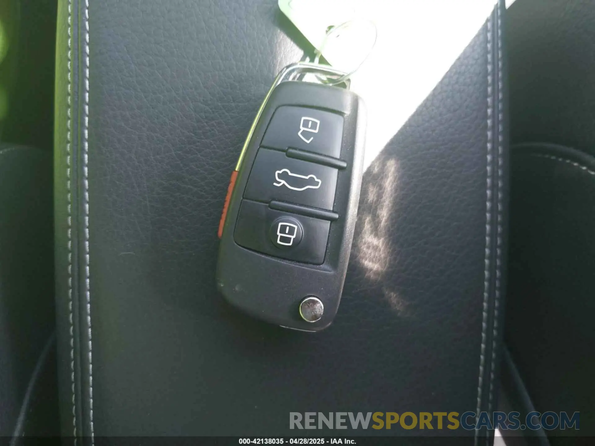 11 Photograph of a damaged car WAUAUGFFXLA002962 AUDI A3 2020