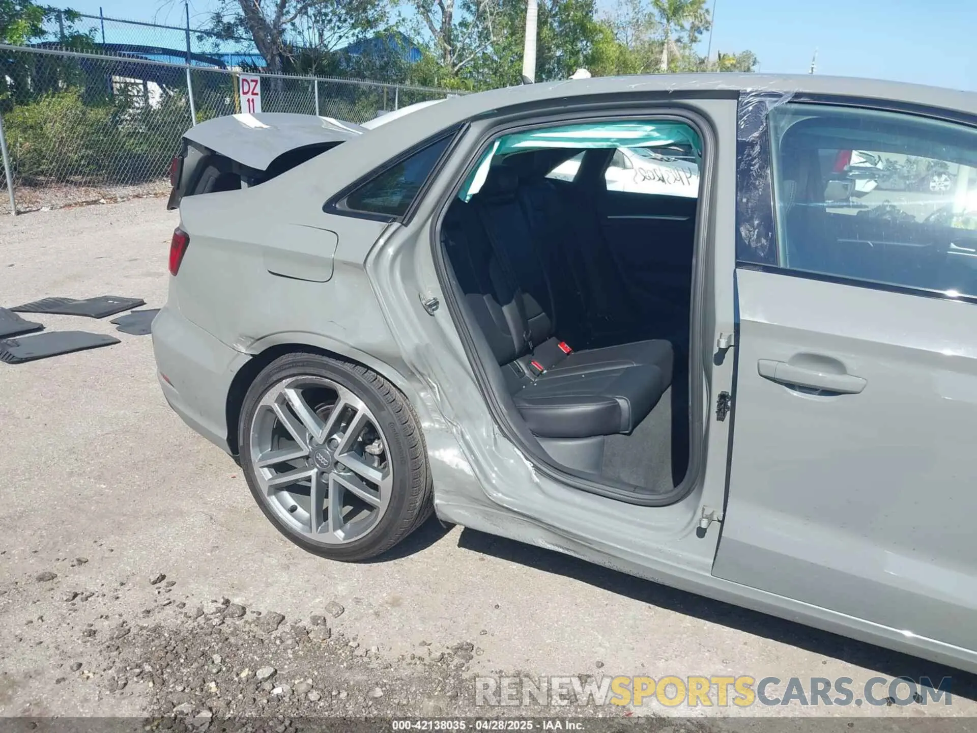 6 Photograph of a damaged car WAUAUGFFXLA002962 AUDI A3 2020