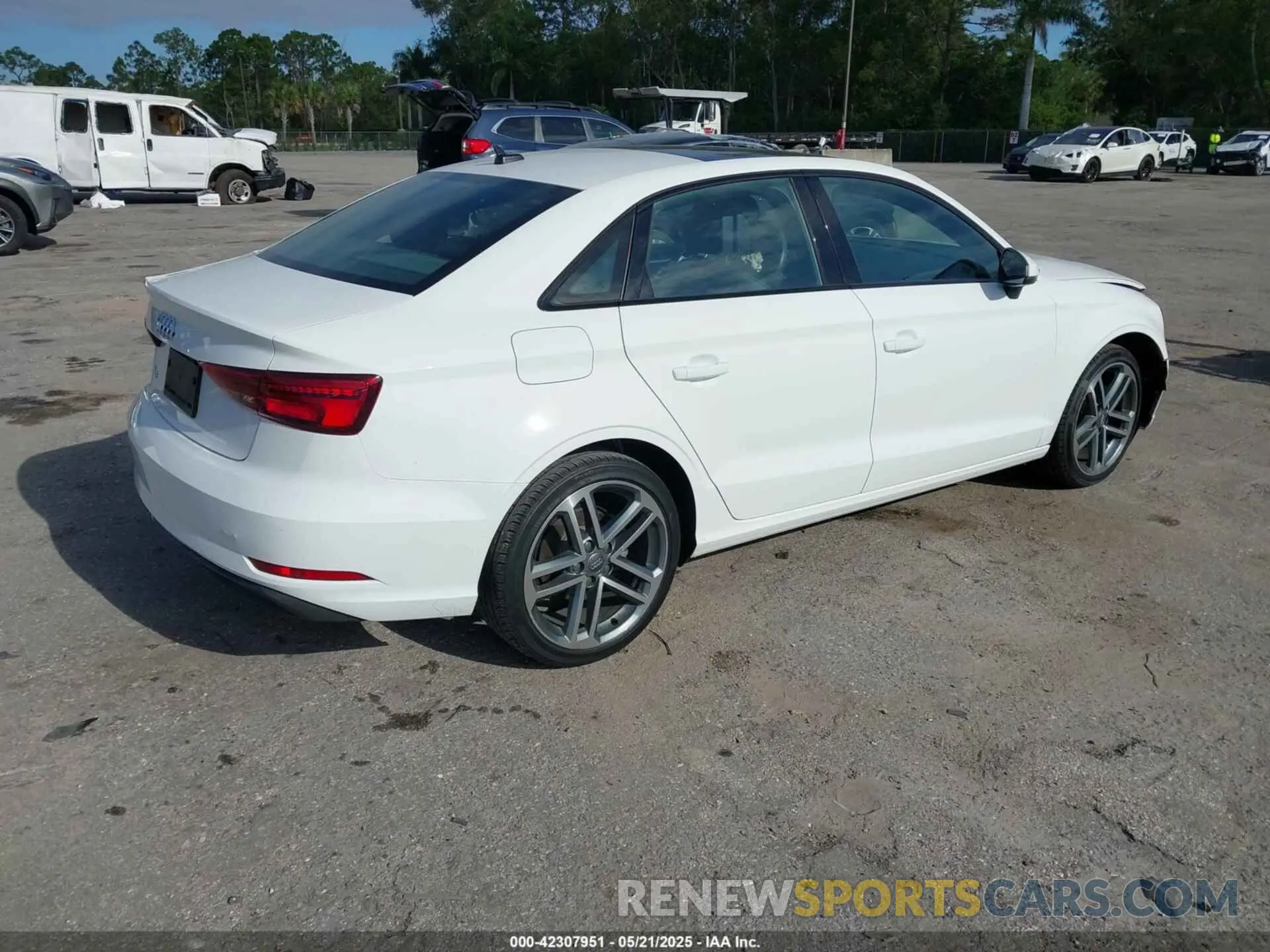 4 Photograph of a damaged car WAUAUGFFXLA005747 AUDI A3 2020