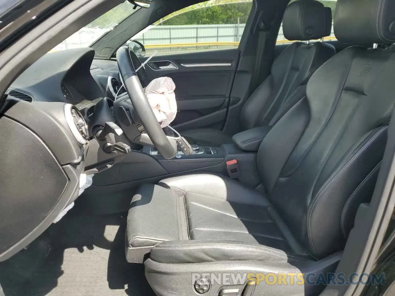 7 Photograph of a damaged car WAUAUGFFXLA049893 AUDI A3 2020