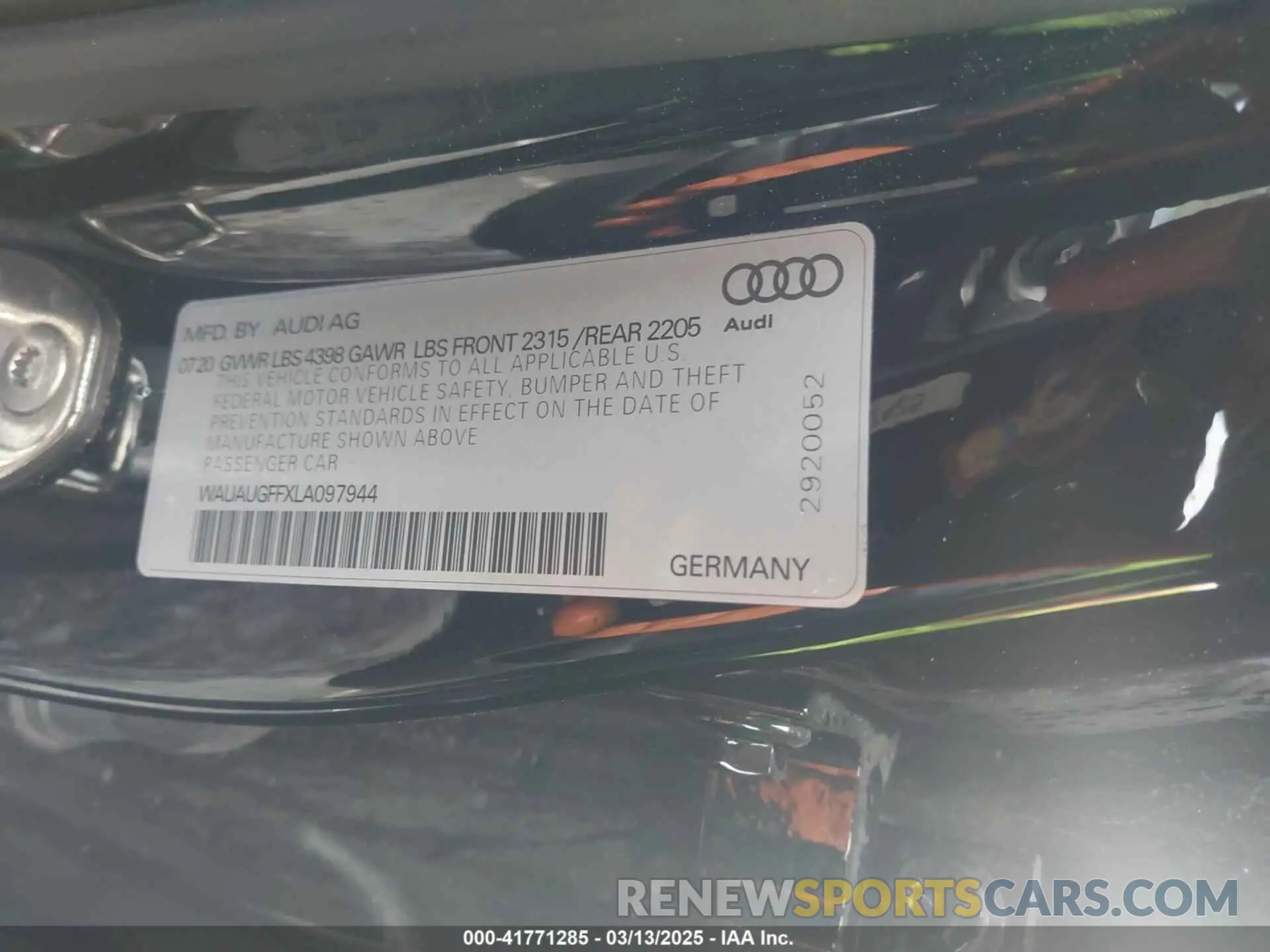 9 Photograph of a damaged car WAUAUGFFXLA097944 AUDI A3 2020