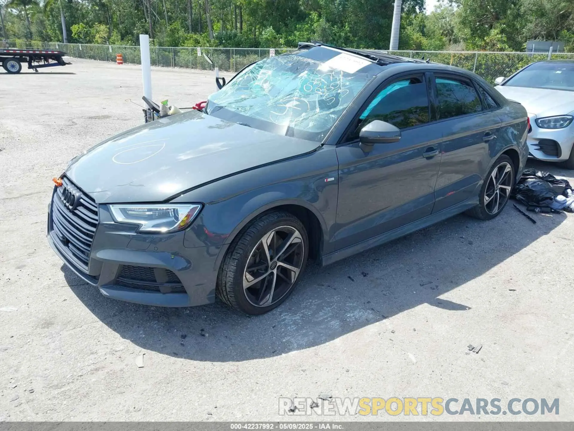2 Photograph of a damaged car WAUBEGFF4LA000397 AUDI A3 2020