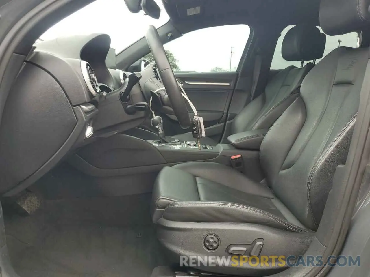 7 Photograph of a damaged car WAUBEGFF4LA092918 AUDI A3 2020