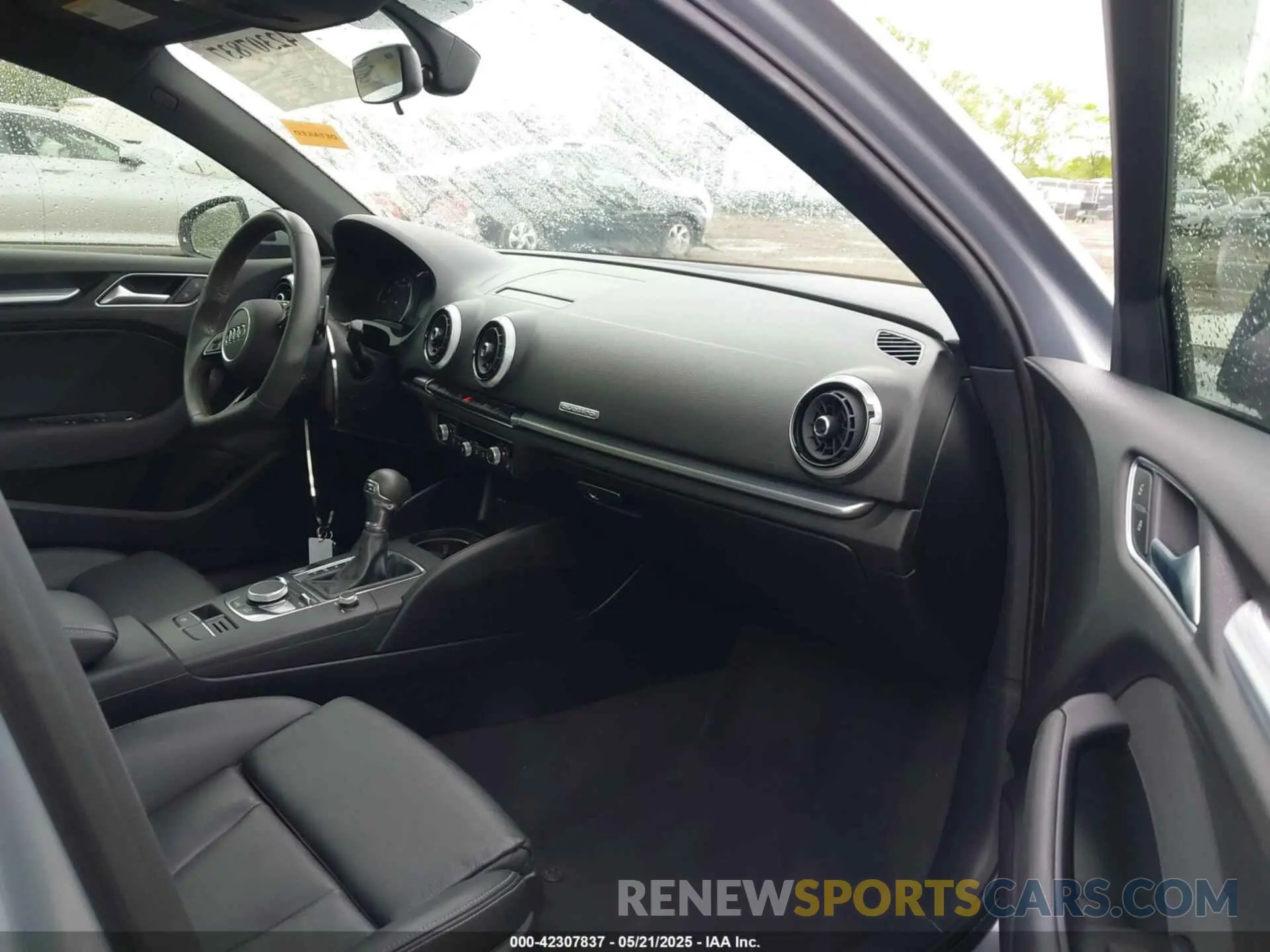5 Photograph of a damaged car WAUBEGFF4LA096161 AUDI A3 2020