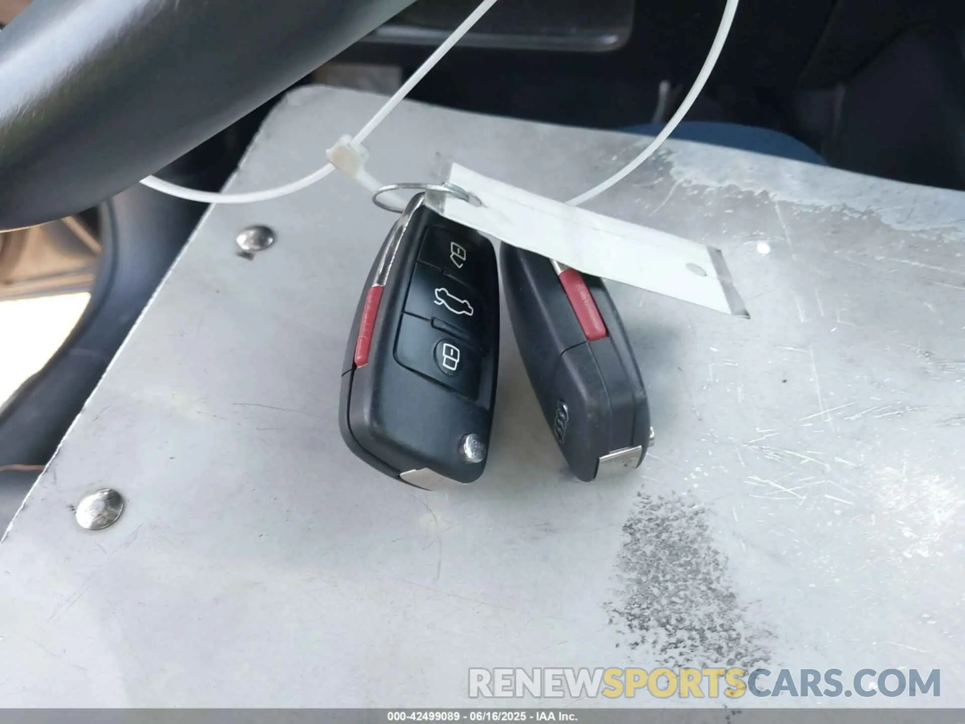 11 Photograph of a damaged car WAUBEGFF7LA056186 AUDI A3 2020