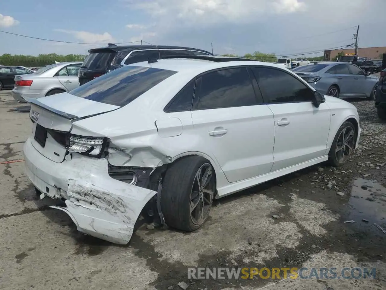 3 Photograph of a damaged car WAUBEGFF7LA094209 AUDI A3 2020