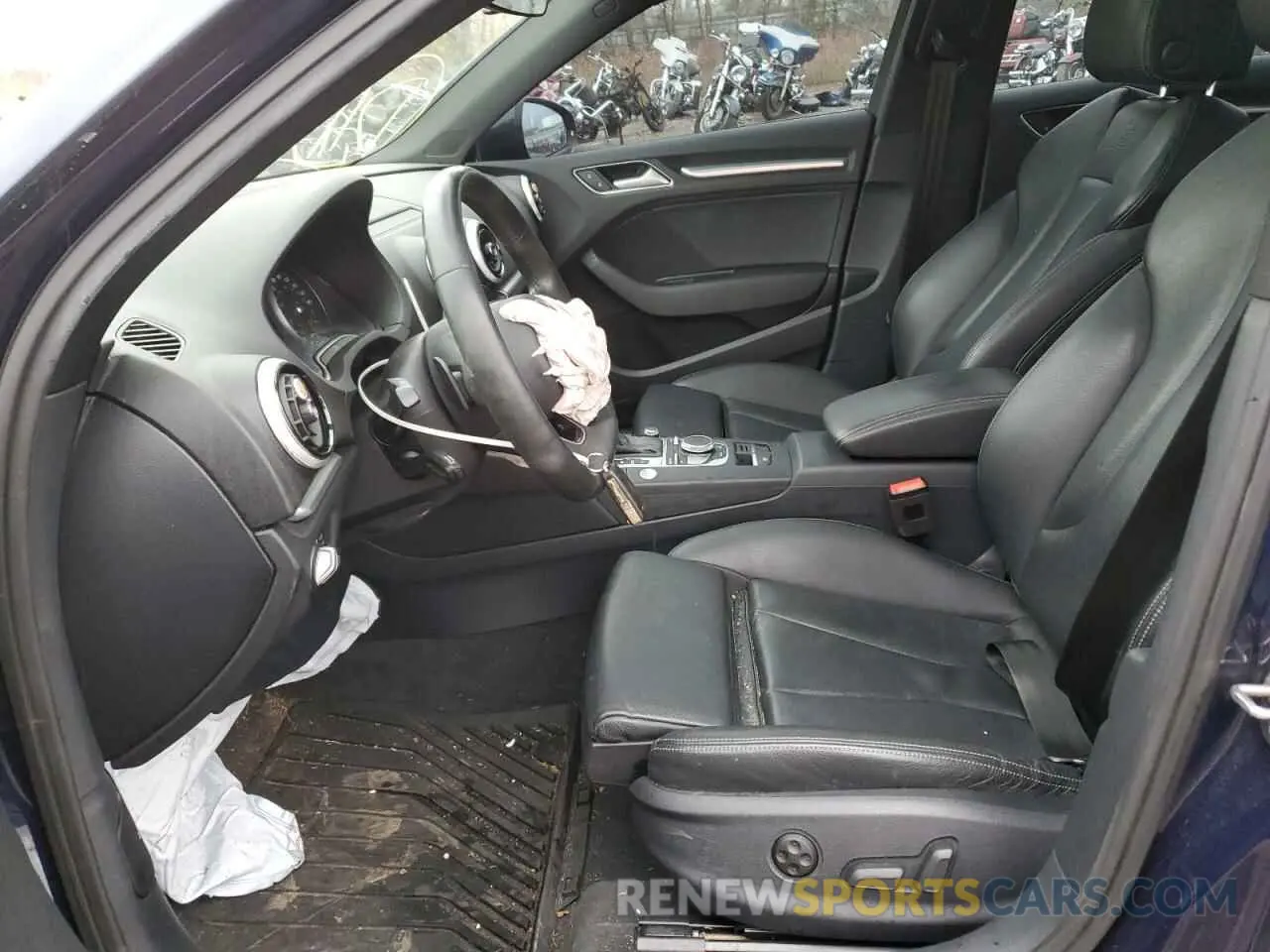 7 Photograph of a damaged car WAUBEGFFXLA054366 AUDI A3 2020