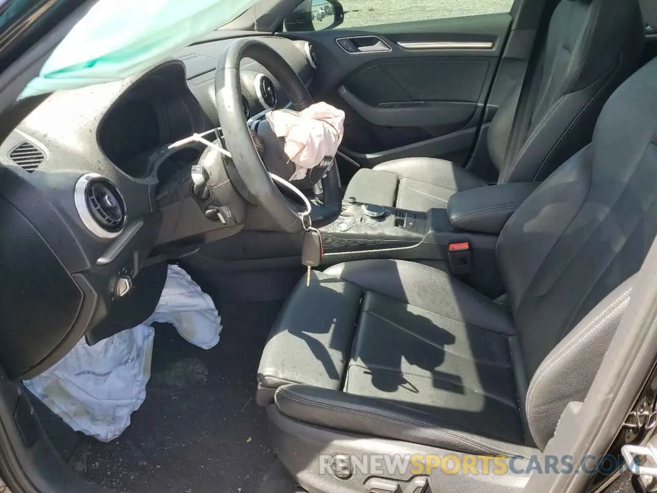 7 Photograph of a damaged car WAUCUGFF7LA007061 AUDI A3 2020