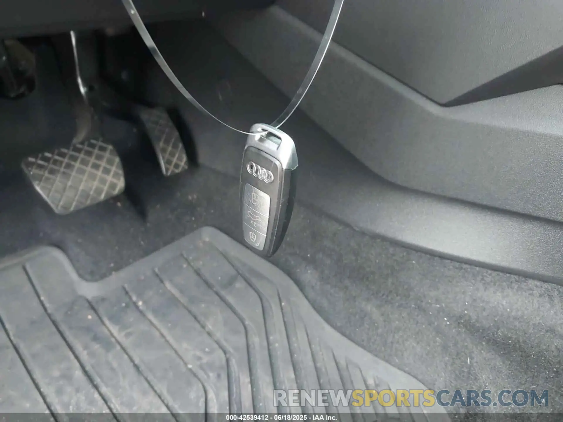 11 Photograph of a damaged car WAUAUDGY2NA105620 AUDI A3 2022