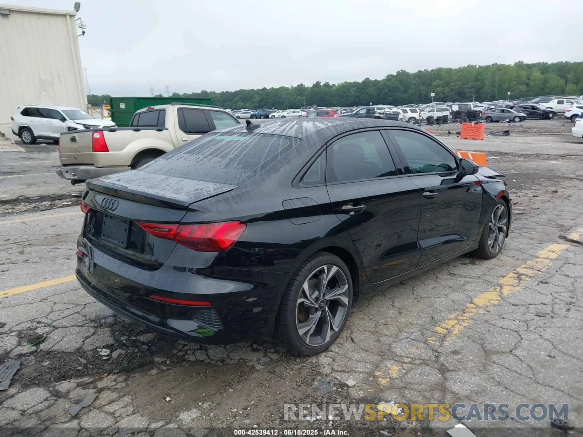 4 Photograph of a damaged car WAUAUDGY2NA105620 AUDI A3 2022