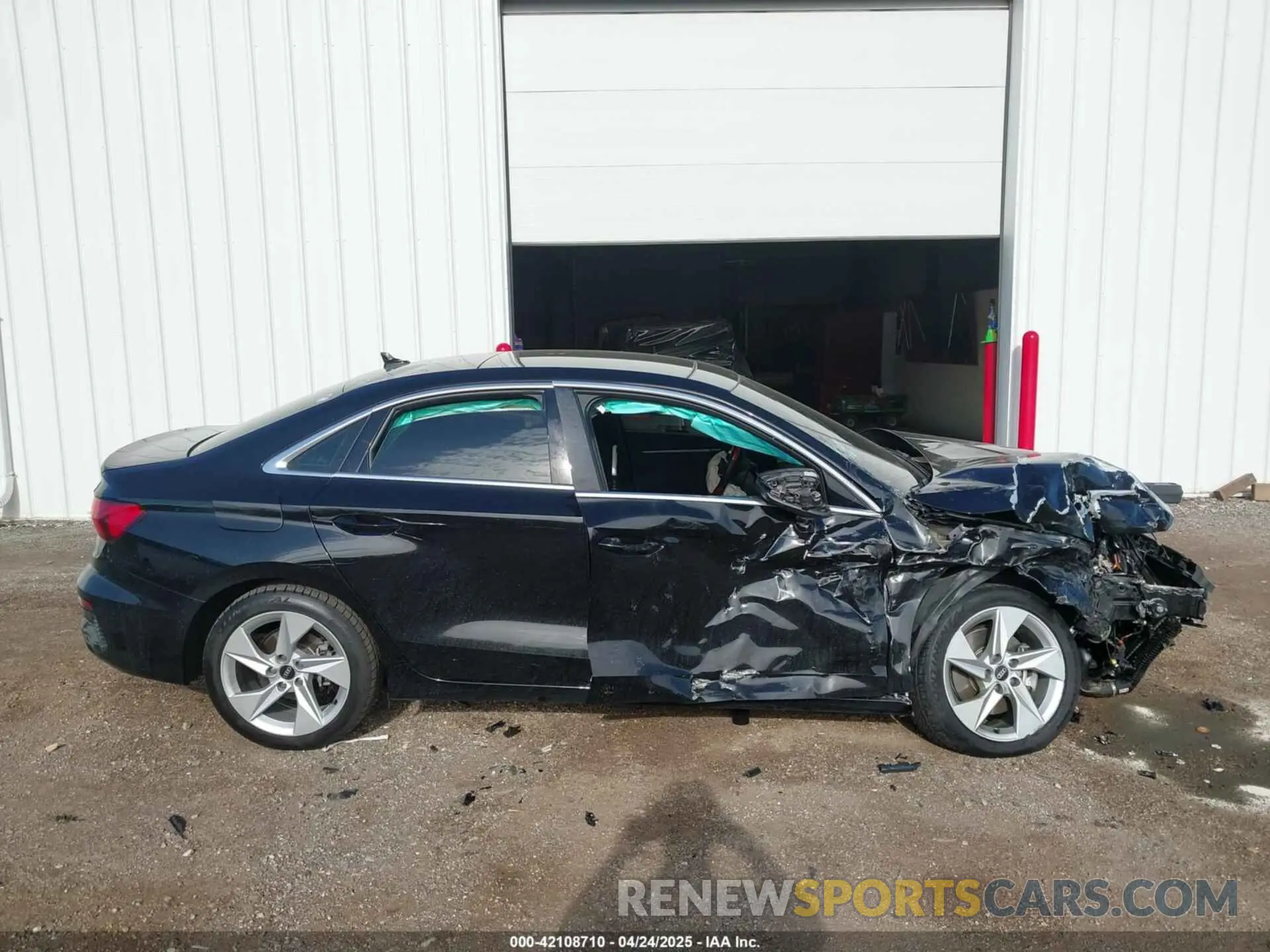 14 Photograph of a damaged car WAUAUDGY7NA029750 AUDI A3 2022